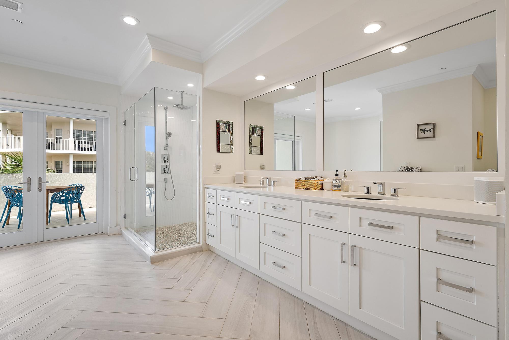 2050 S HIGHWAY A1A #5, Jupiter FL 33477