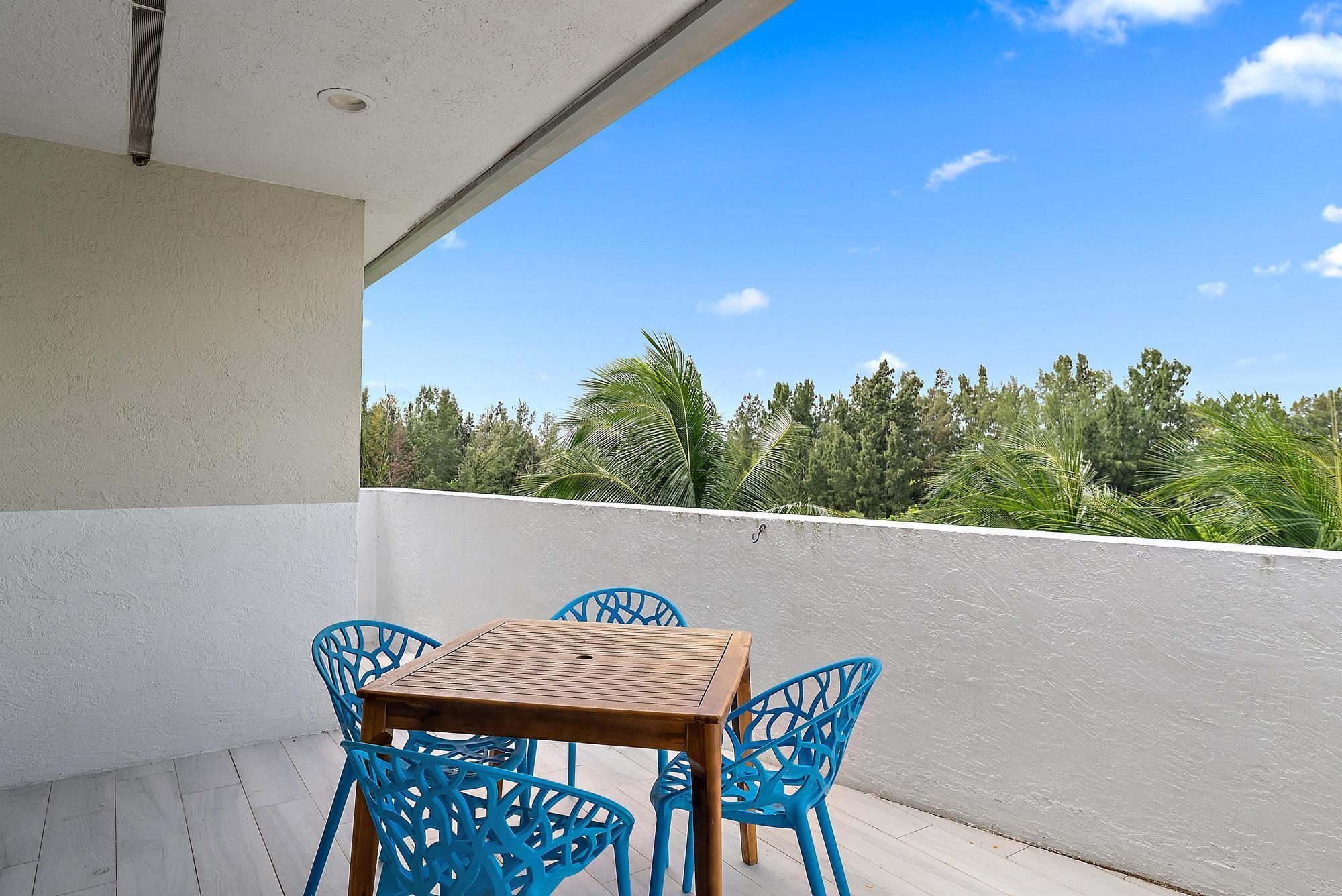2050 S HIGHWAY A1A #5, Jupiter FL 33477