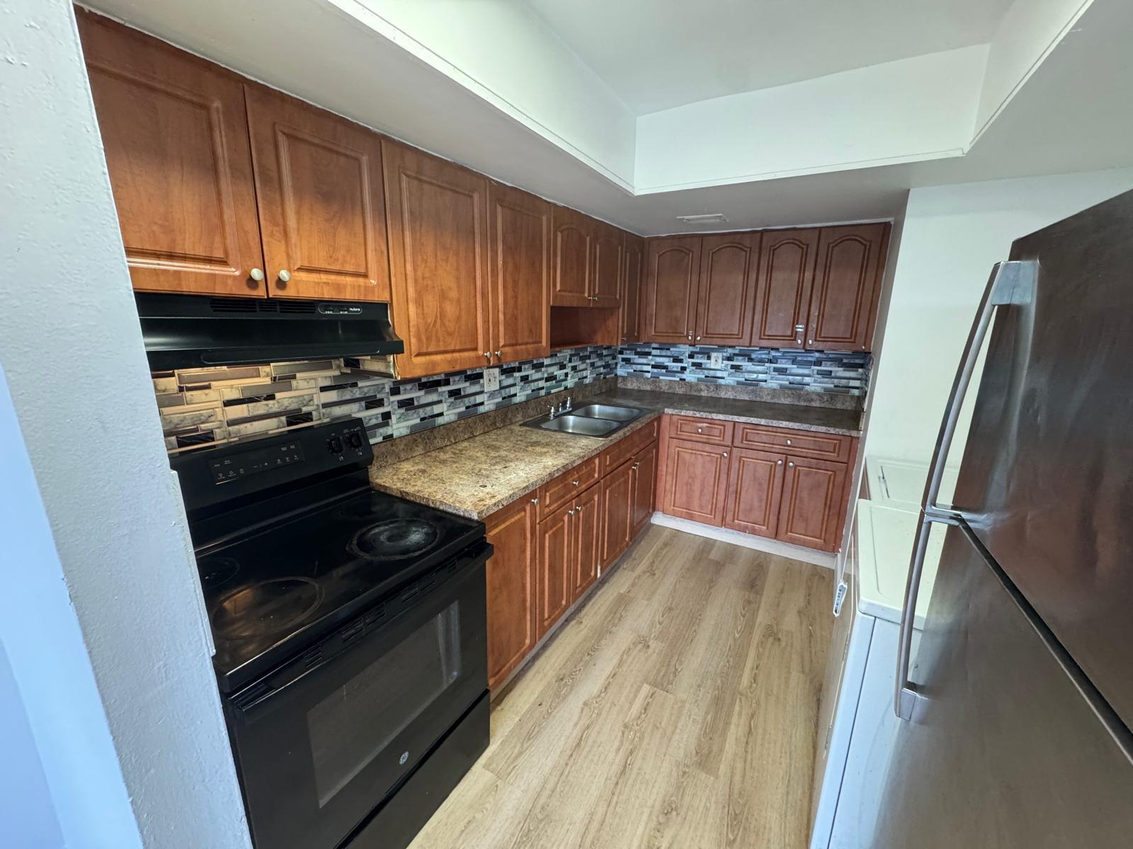5830 NW 21ST #40-E, Lauderhill FL 33313