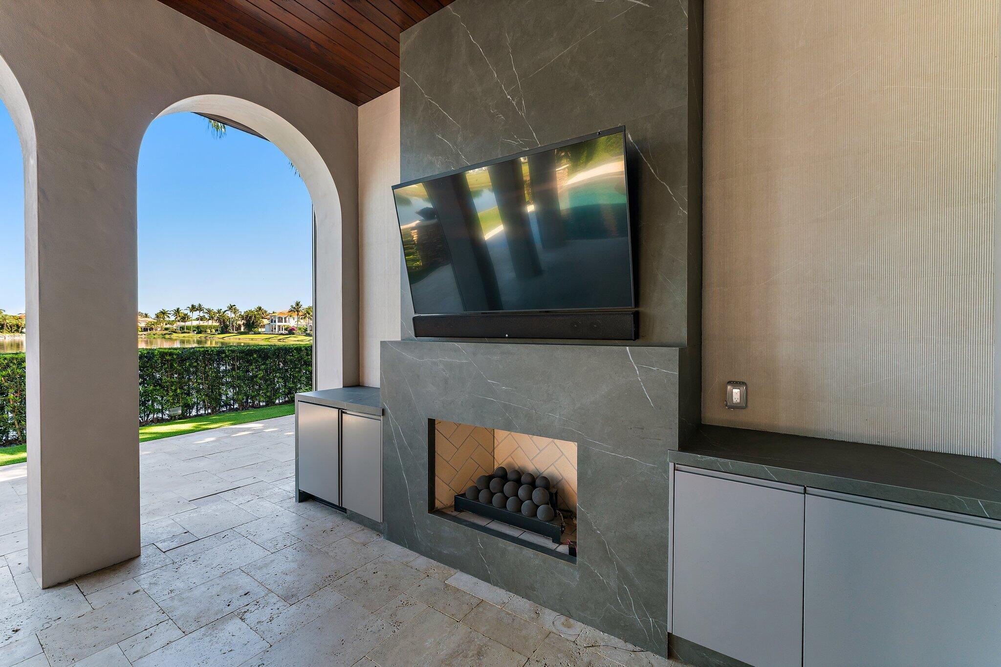 636 Hermitage, Palm Beach Gardens FL 33410