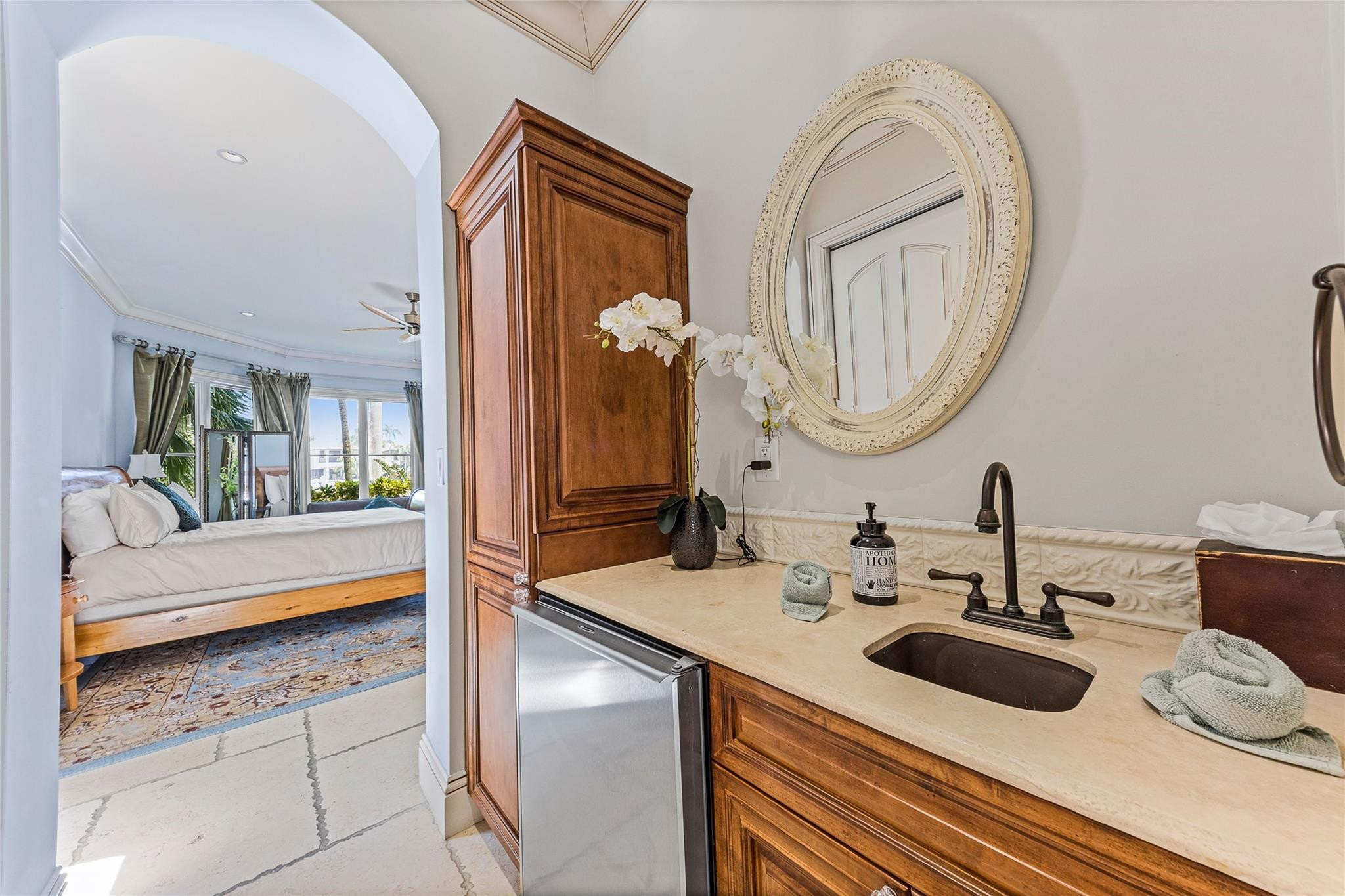 42 Nurmi, Fort Lauderdale FL 33301