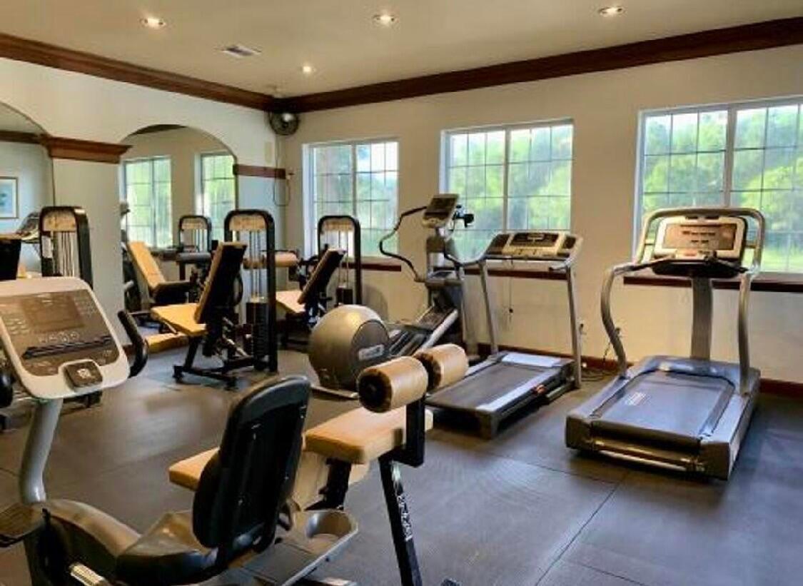 400 CRESTWOOD #417, Royal Palm Beach FL 33411