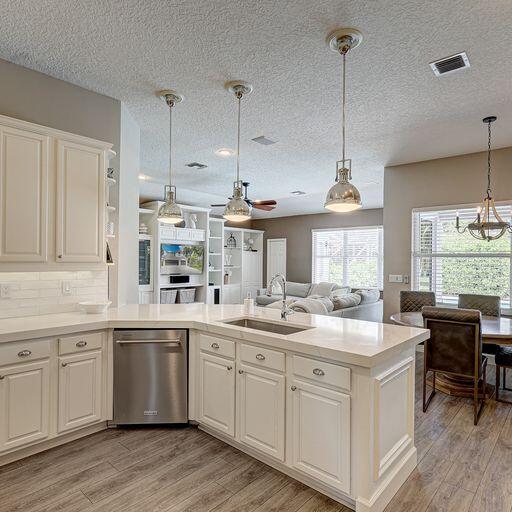21318 Gosier, Boca Raton FL 33428