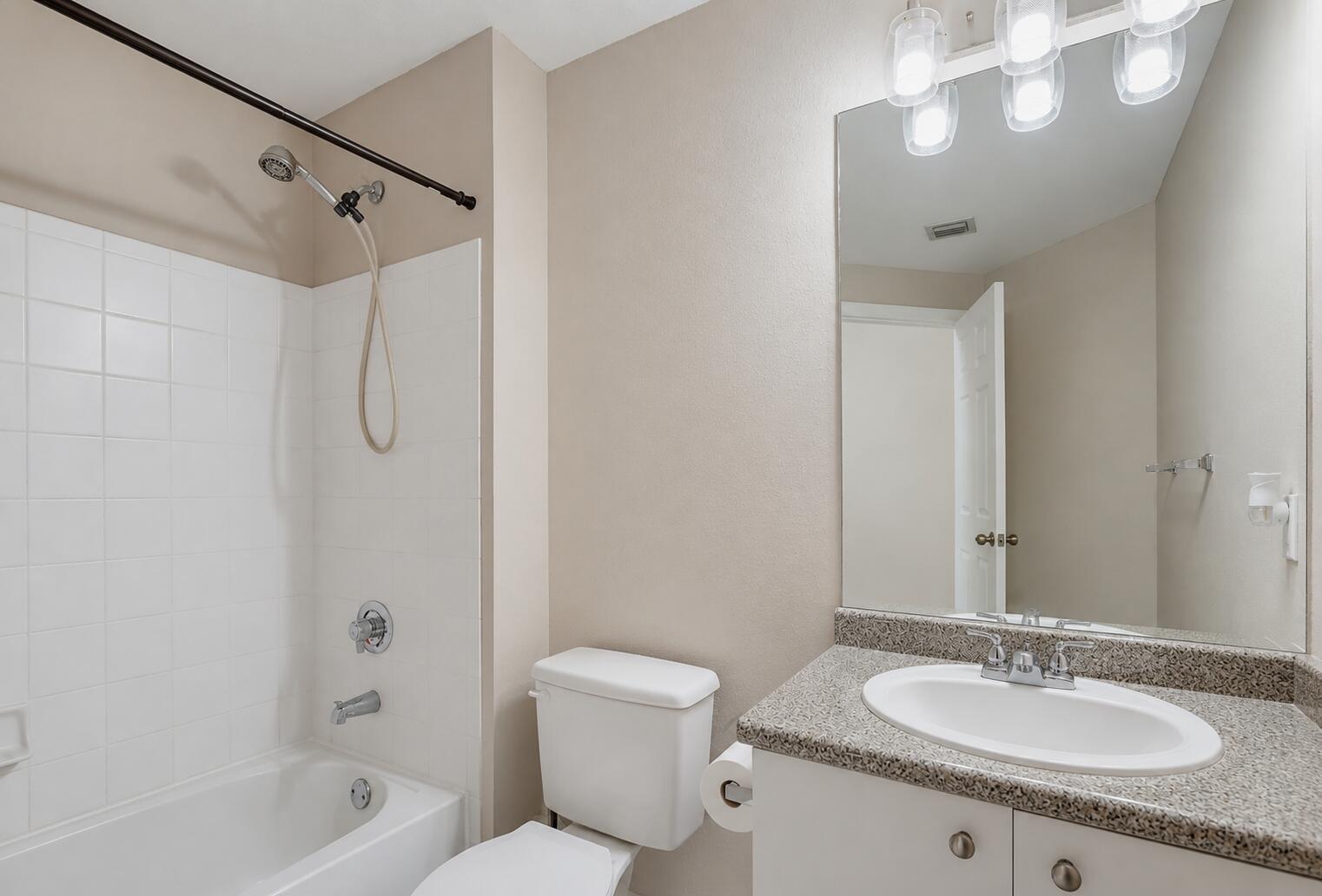350 CRESTWOOD #306, Royal Palm Beach FL 33411