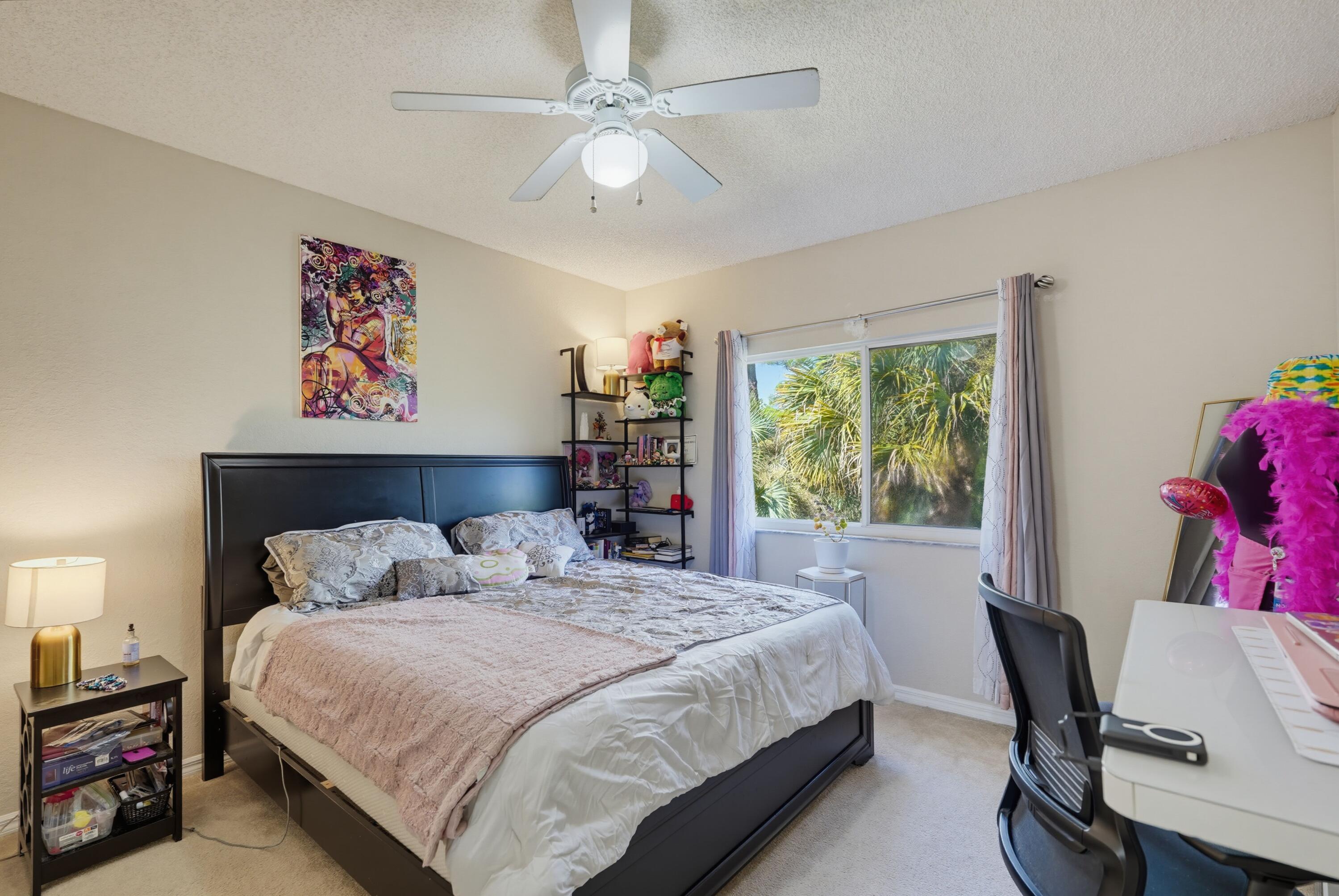 350 CRESTWOOD #306, Royal Palm Beach FL 33411