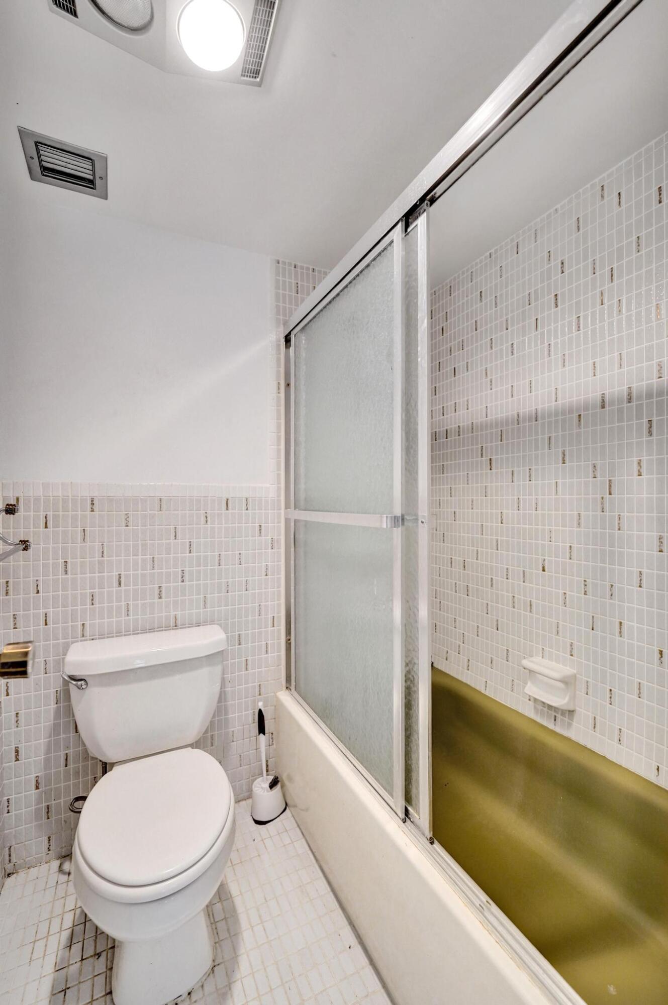 5555 N Ocean #17, Lauderdale By The Sea FL 33308