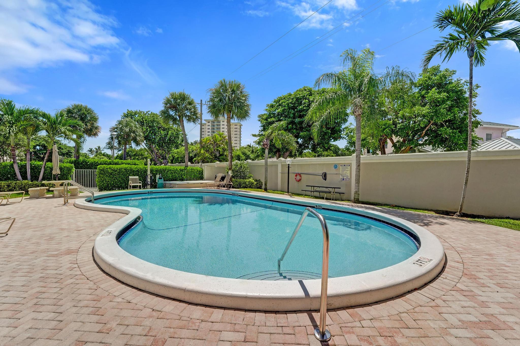 5555 N Ocean #17, Lauderdale By The Sea FL 33308