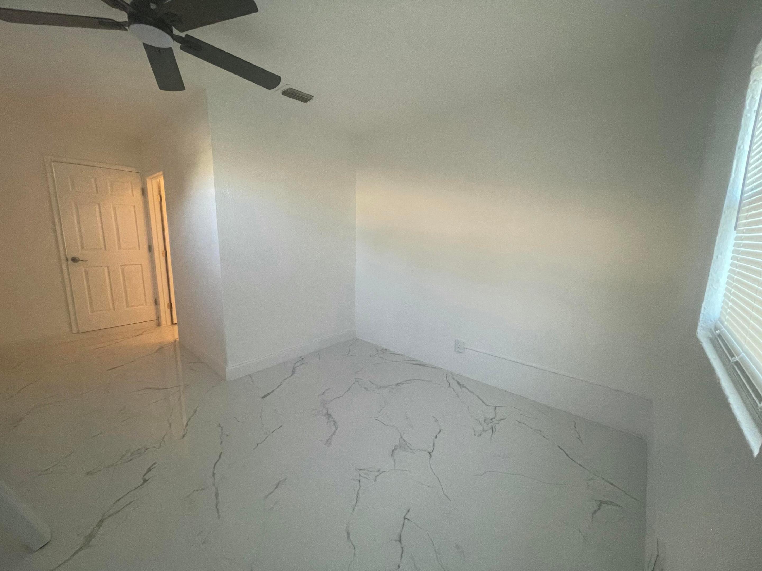 3290 NW 39TH, Lauderdale Lakes FL 33309