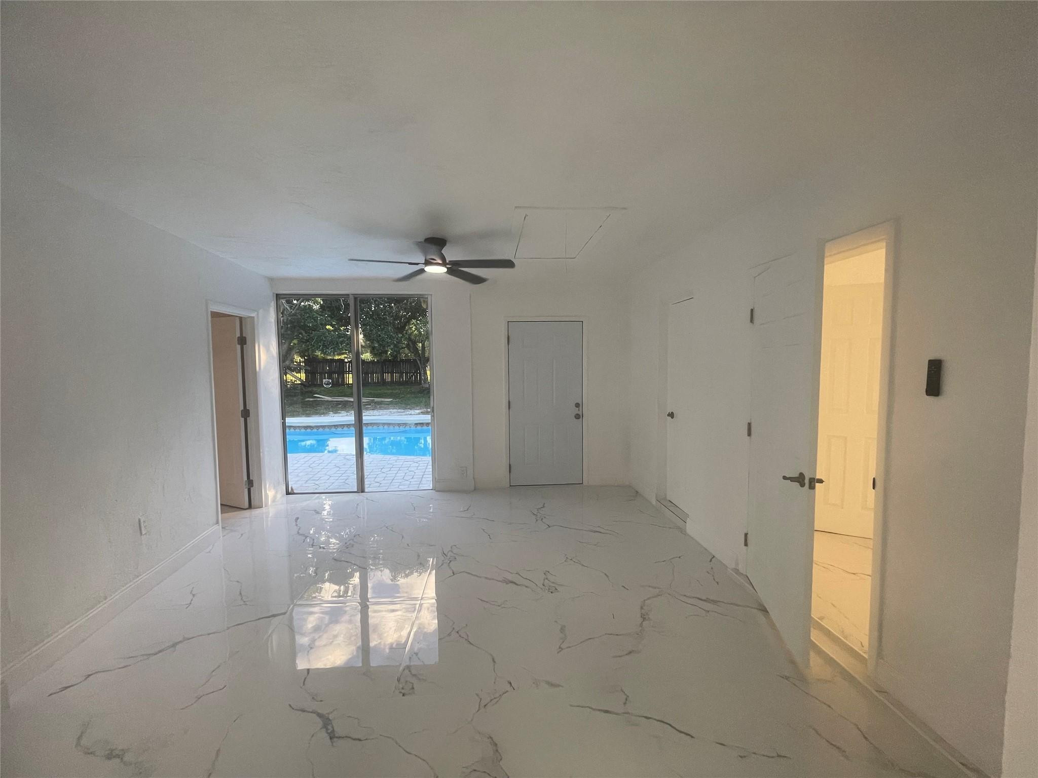3290 NW 39TH, Lauderdale Lakes FL 33309