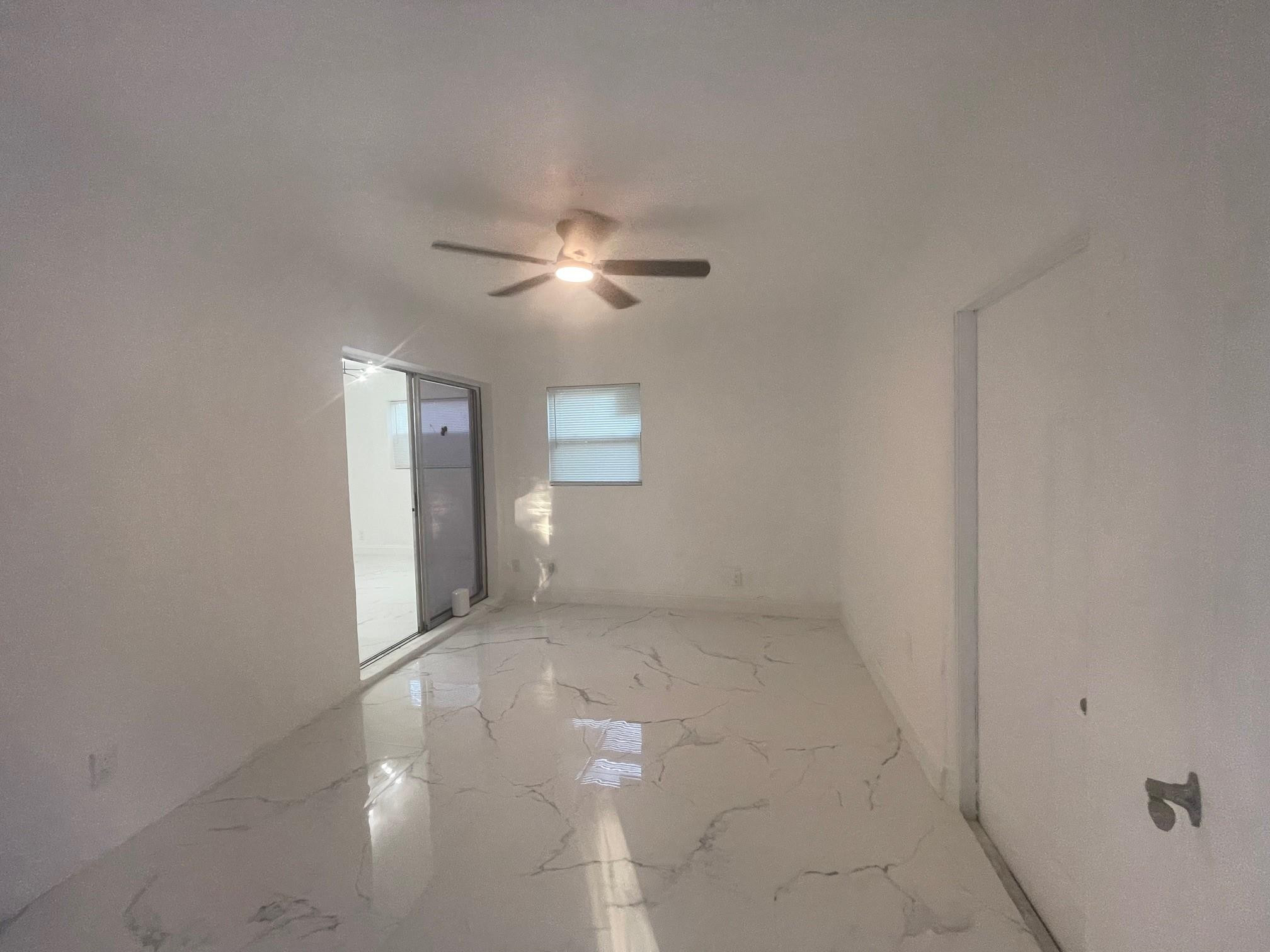 3290 NW 39TH, Lauderdale Lakes FL 33309
