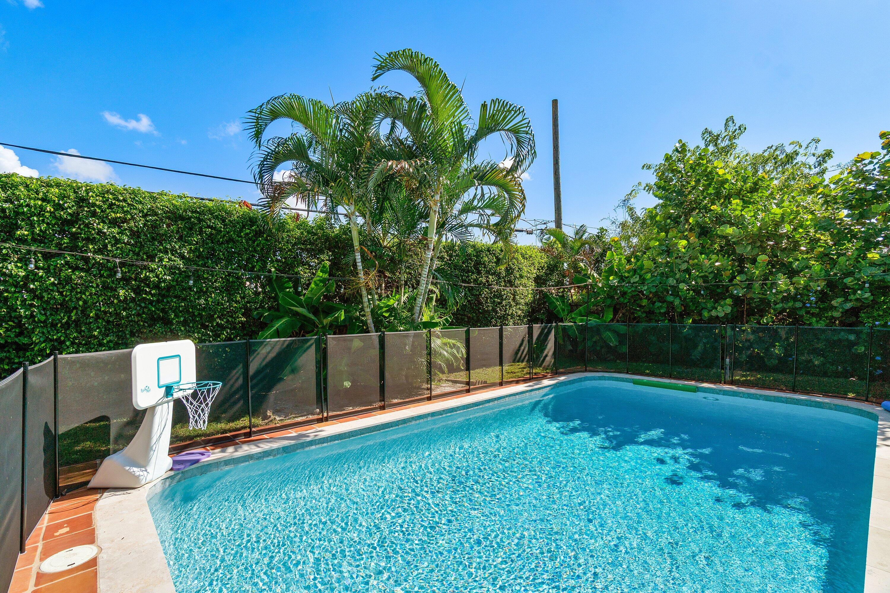 943 SW 5th, Boca Raton FL 33486