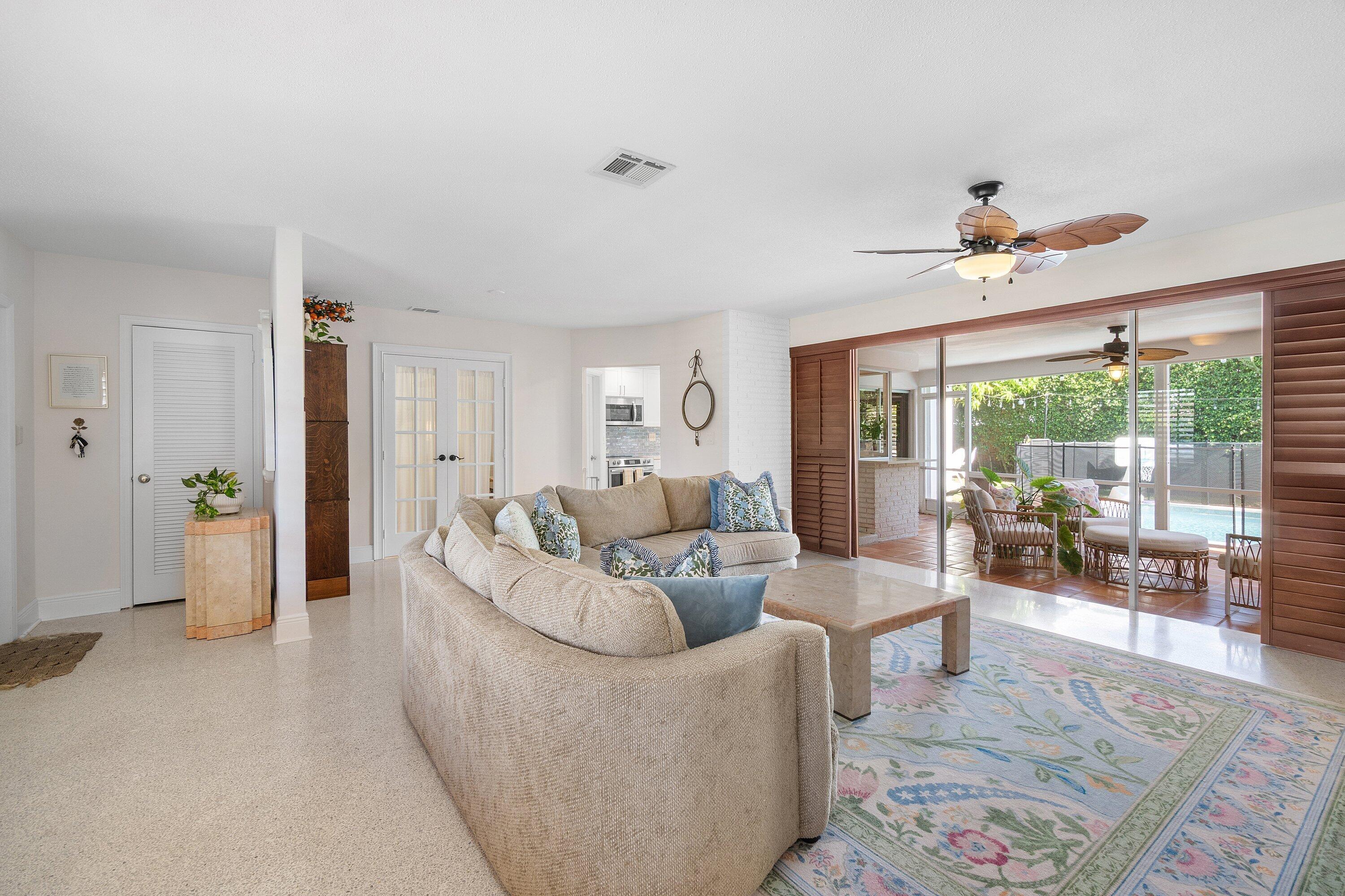 943 SW 5th, Boca Raton FL 33486