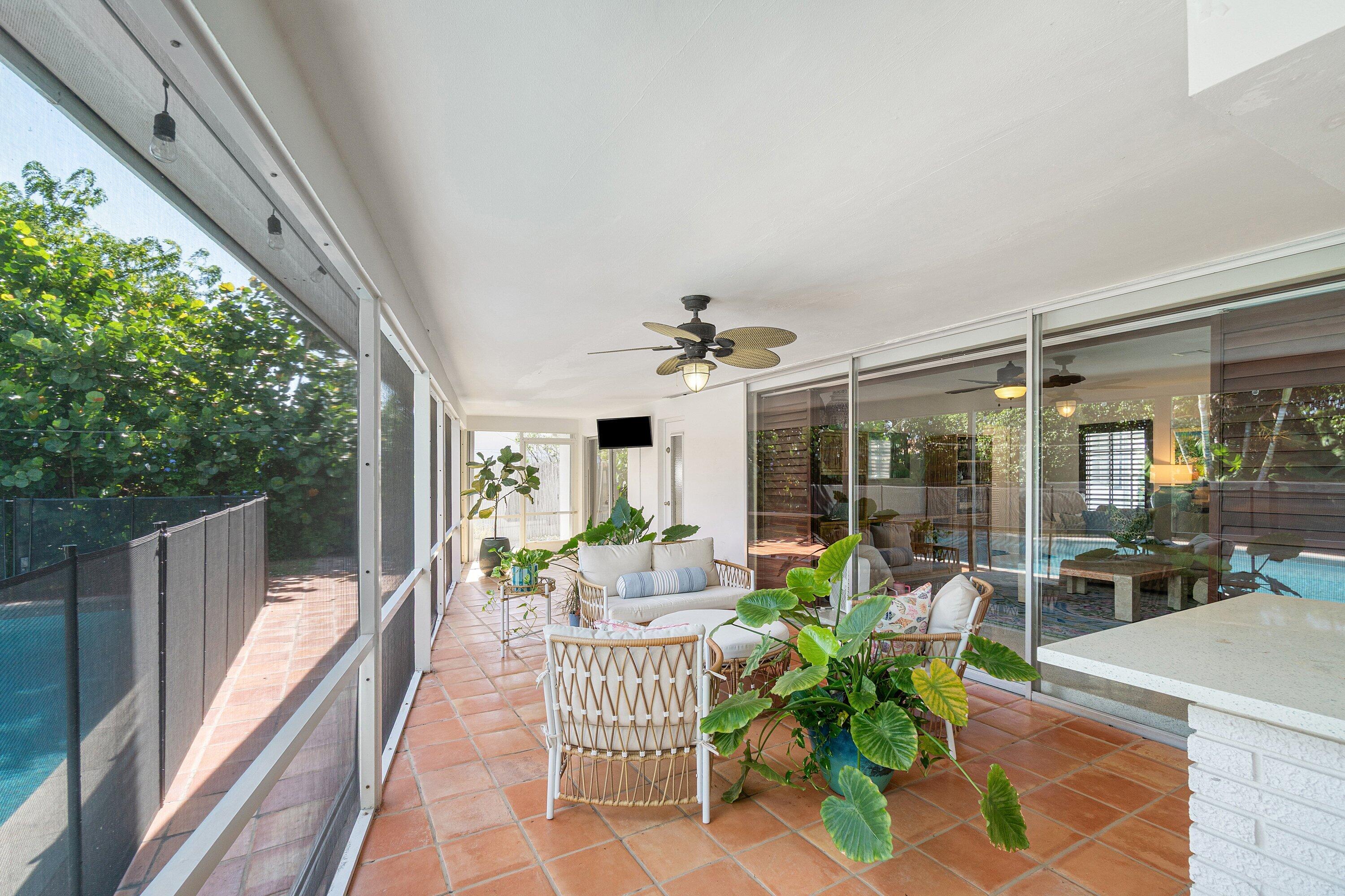 943 SW 5th, Boca Raton FL 33486