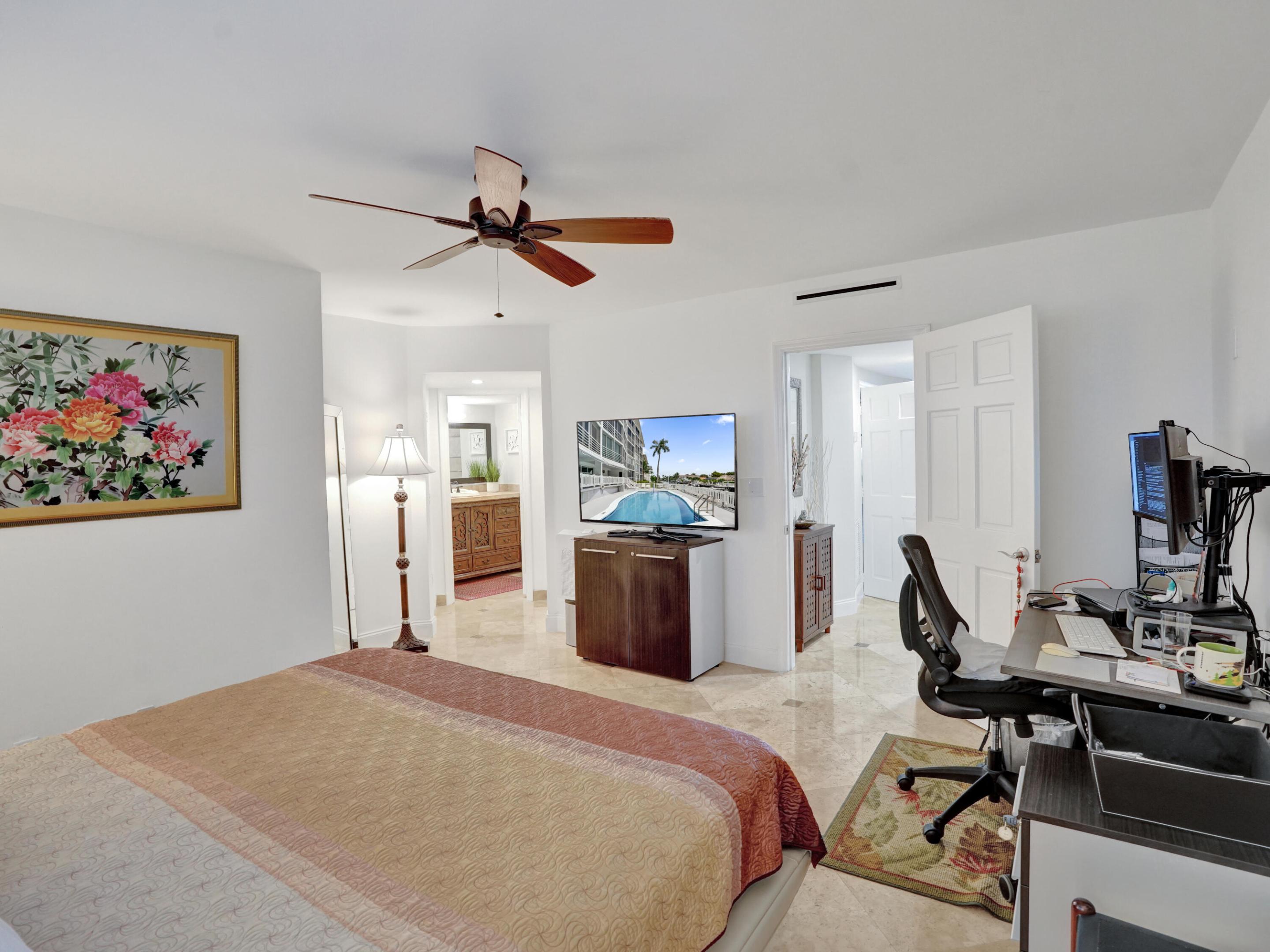 3050 NE 47th #305, Fort Lauderdale FL 33308