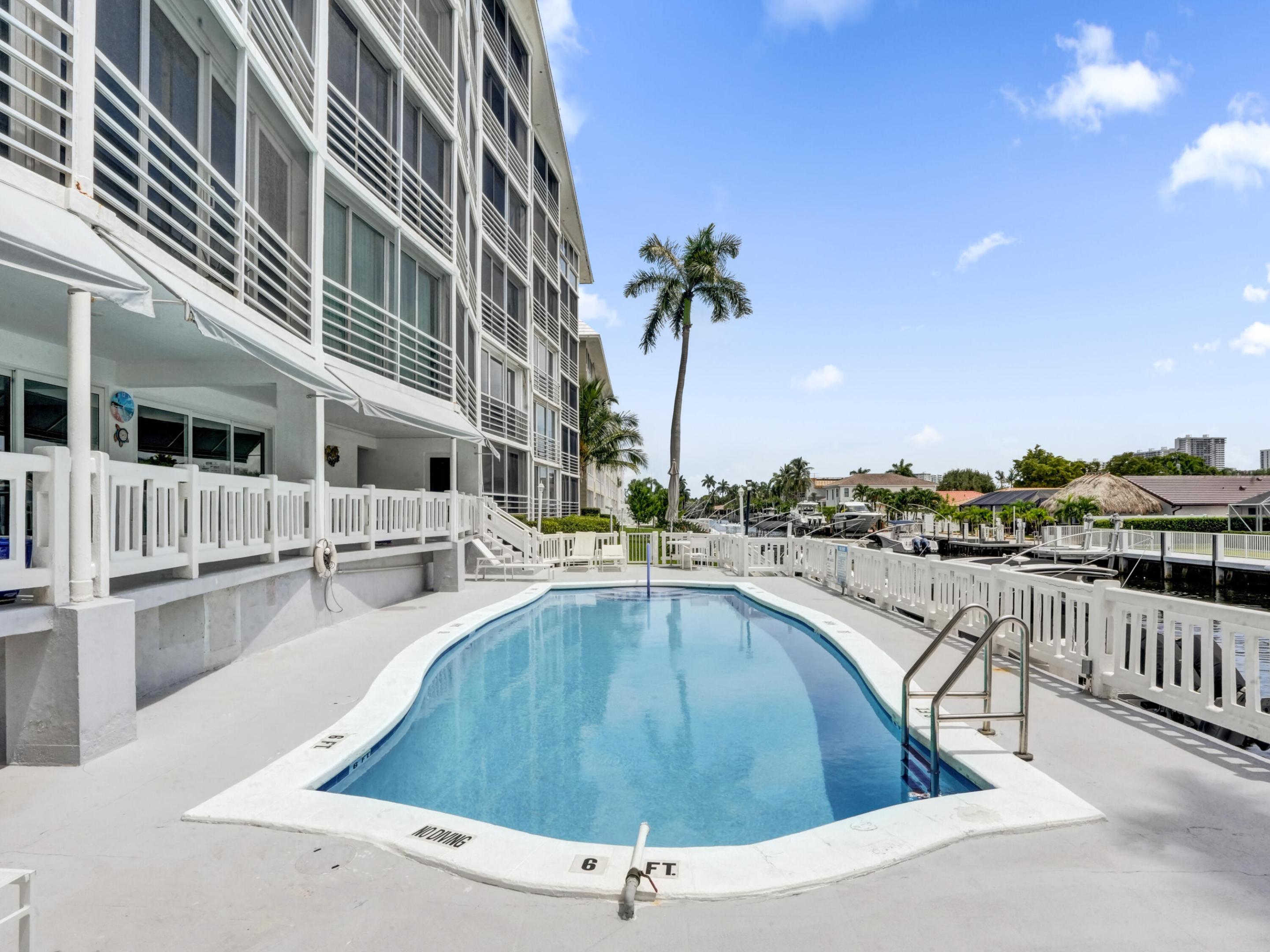 3050 NE 47th #305, Fort Lauderdale FL 33308