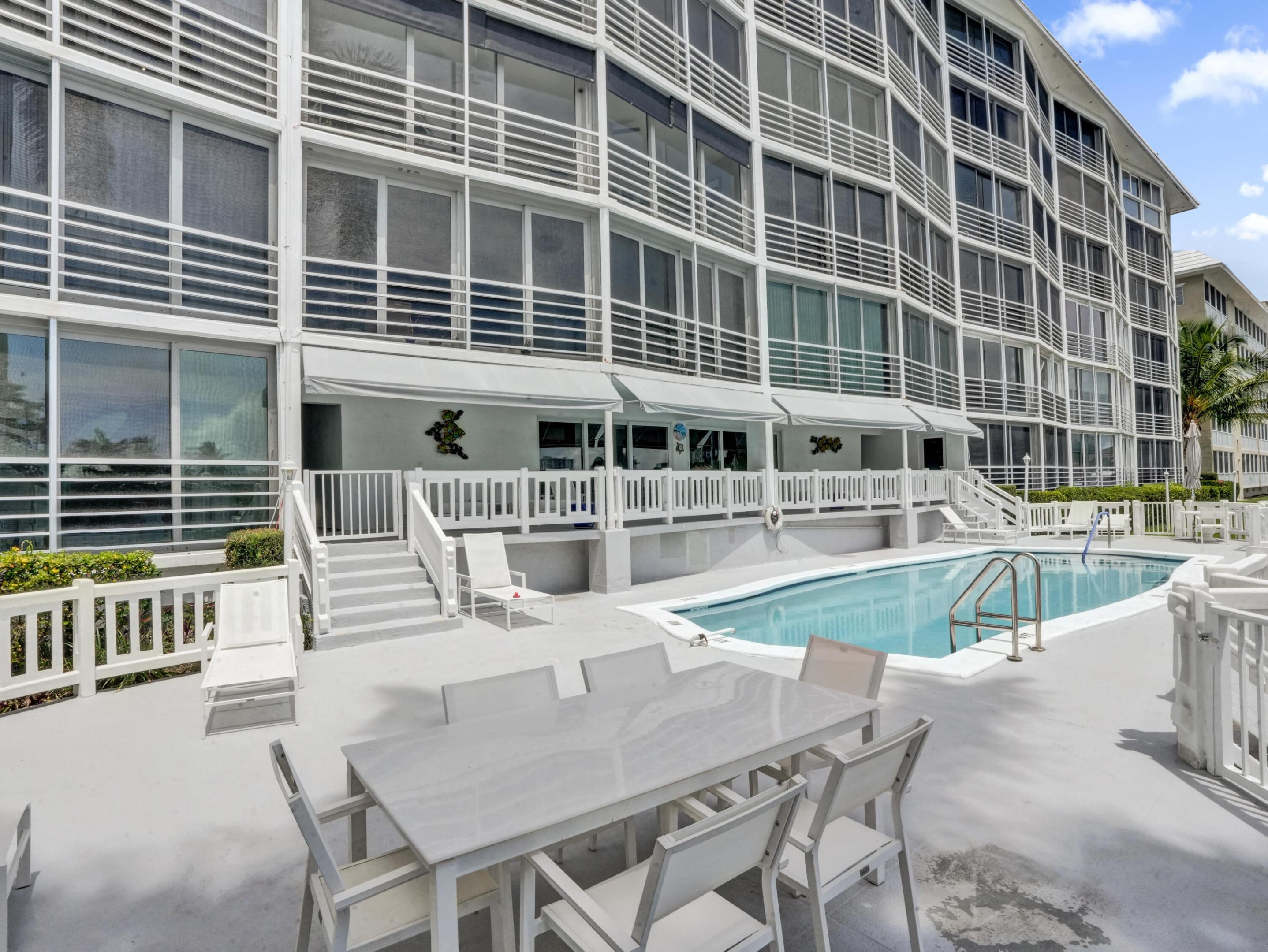 3050 NE 47th #305, Fort Lauderdale FL 33308