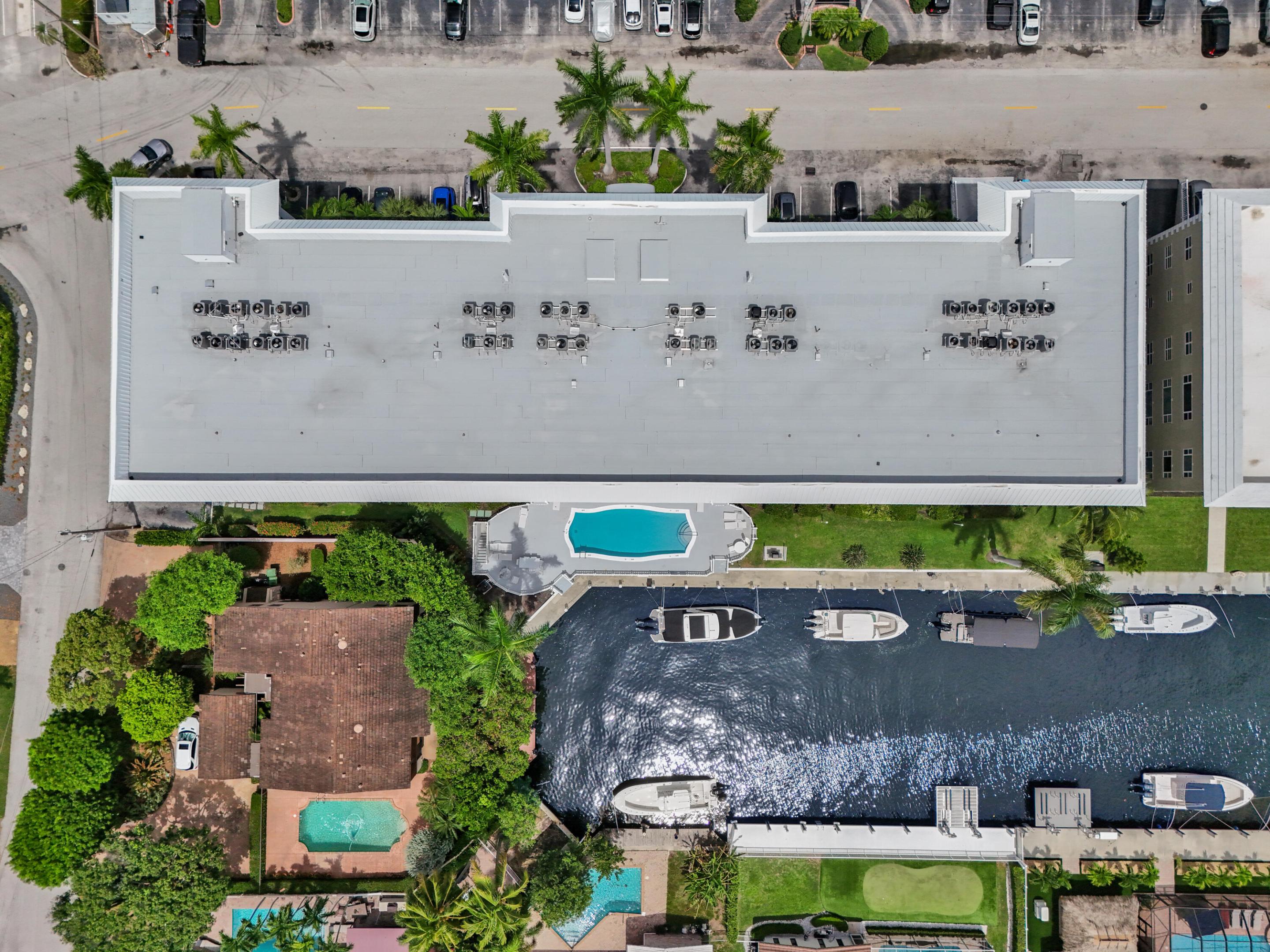 3050 NE 47th #305, Fort Lauderdale FL 33308