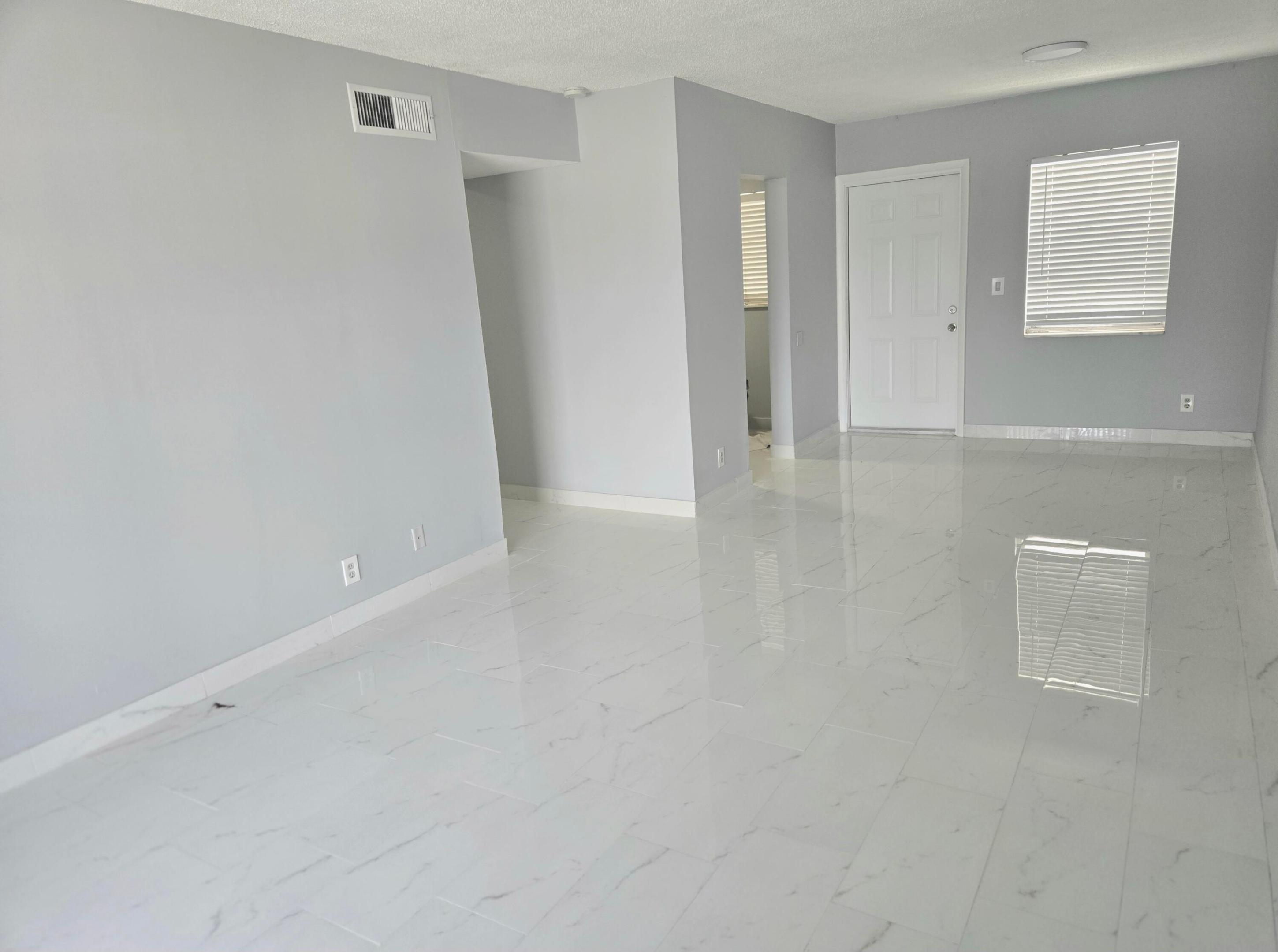 6505 WINFIELD #B-31, Margate FL 33063