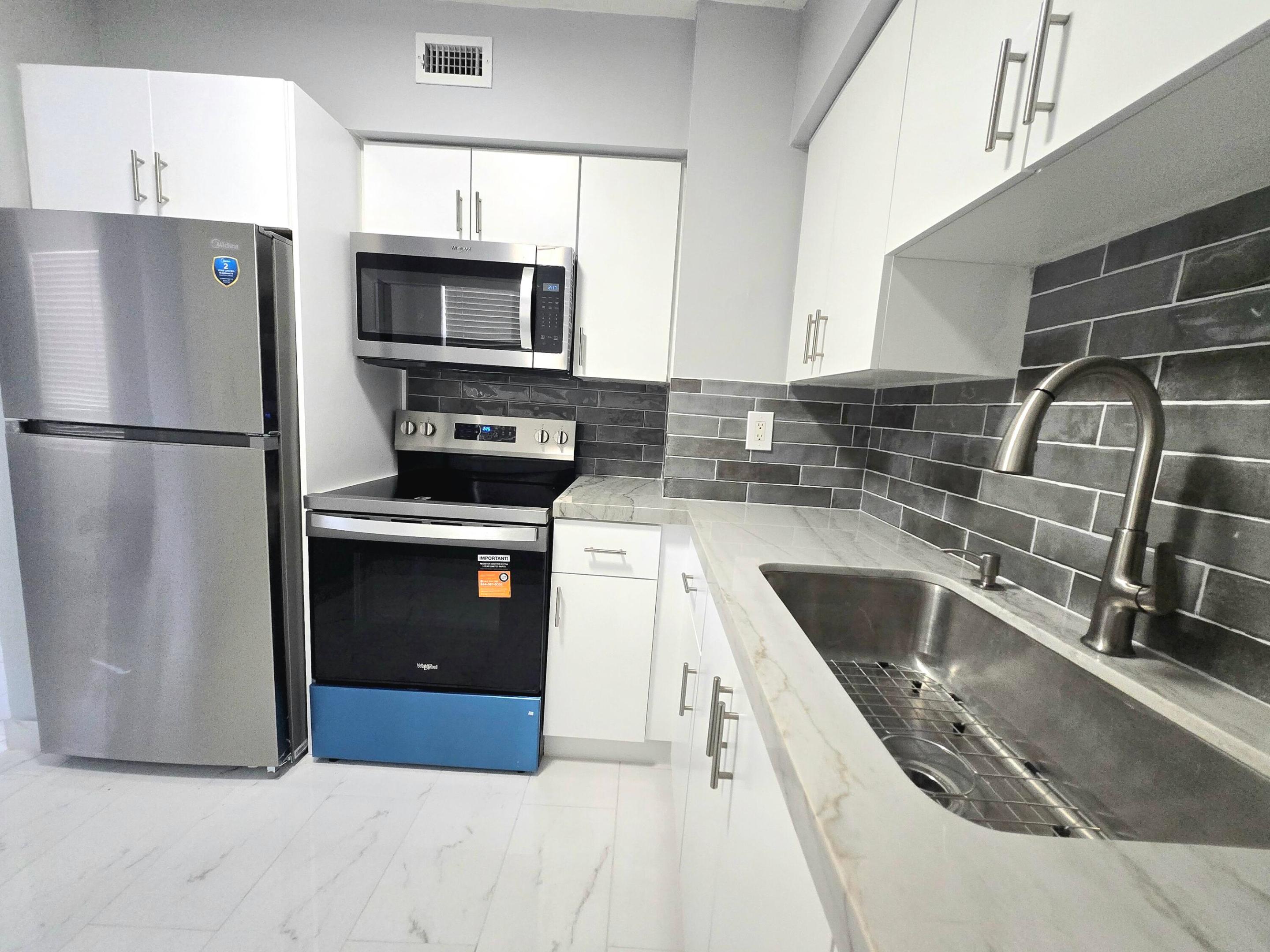 6505 WINFIELD #B-31, Margate FL 33063