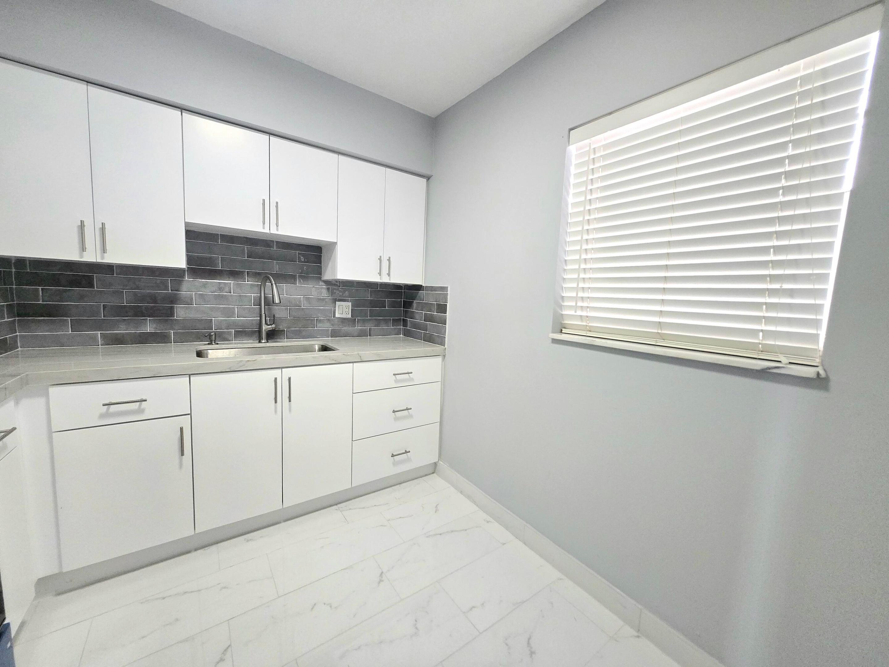 6505 WINFIELD #B-31, Margate FL 33063