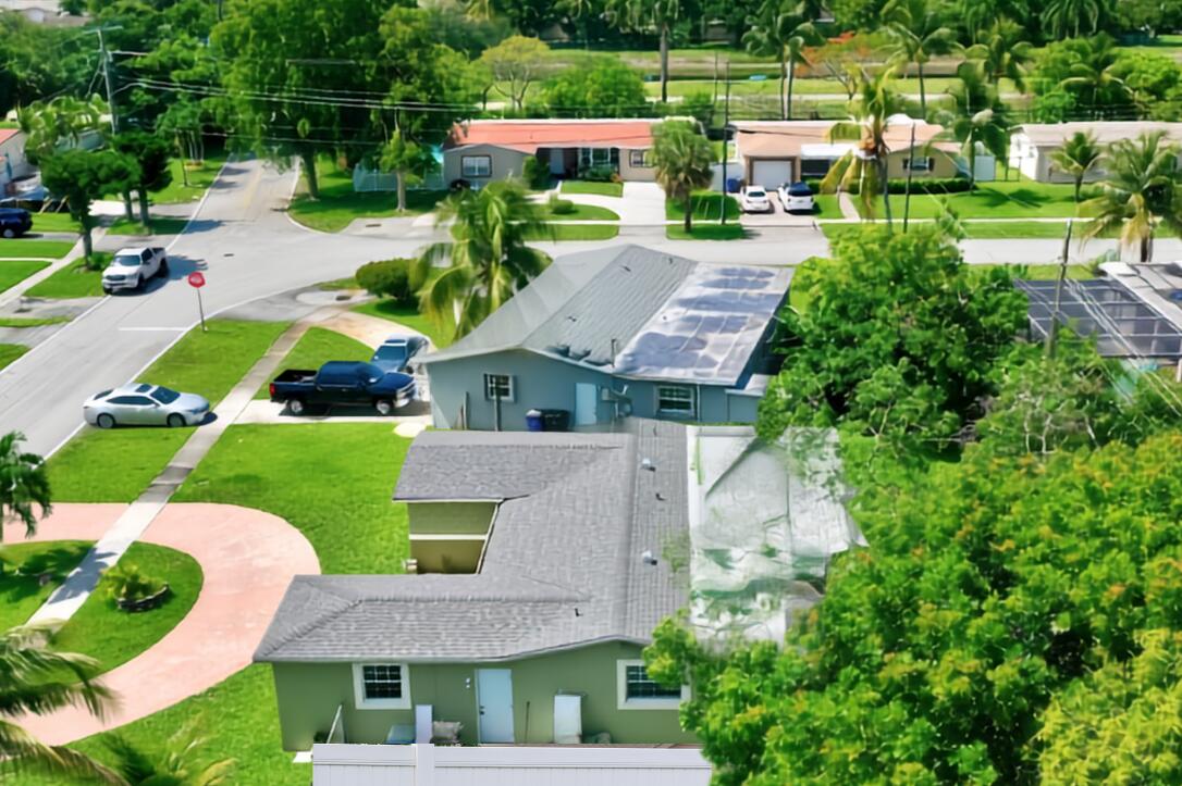 3925 NW 35TH, Lauderdale Lakes FL 33309