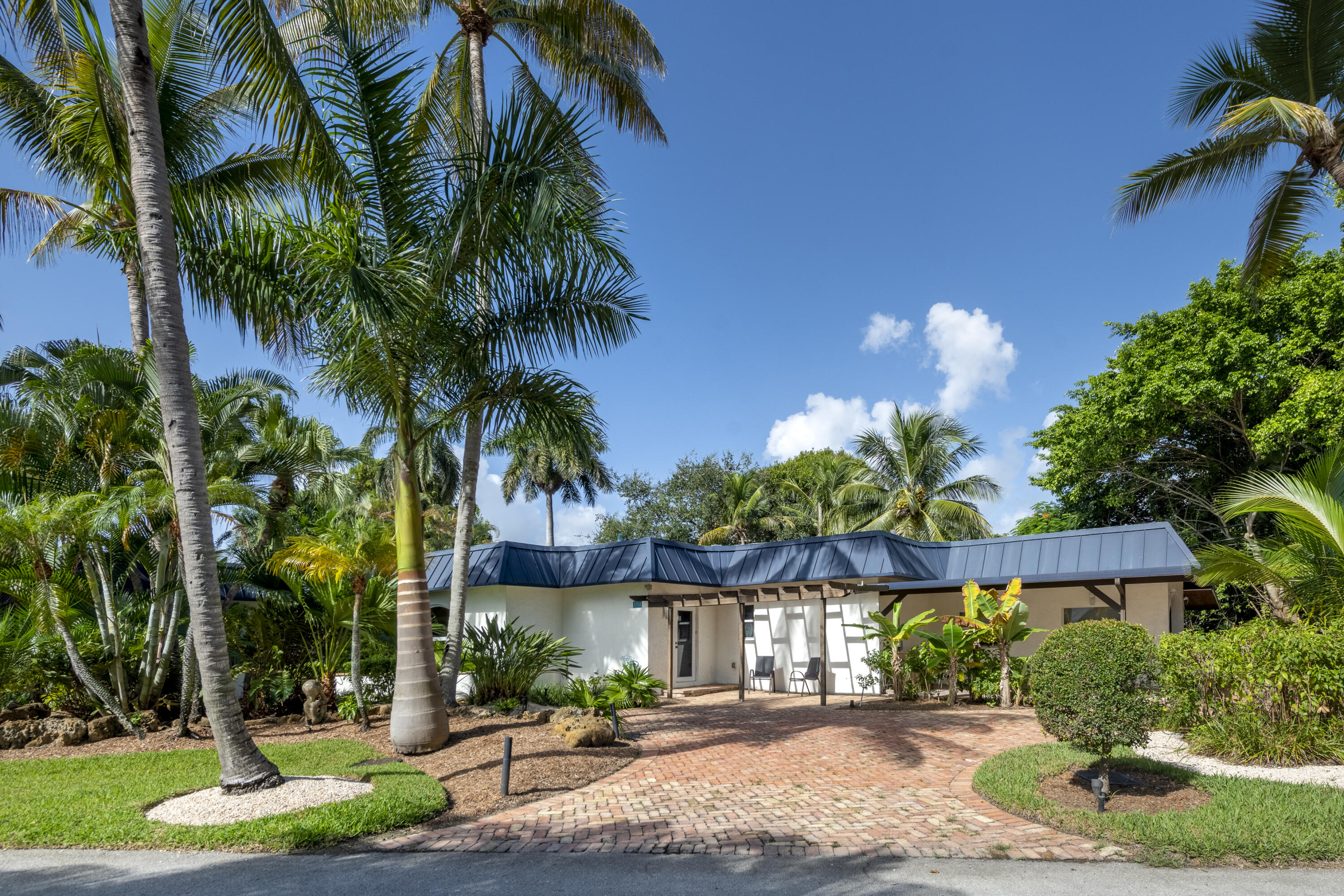 2314 Desota, Fort Lauderdale FL 33301