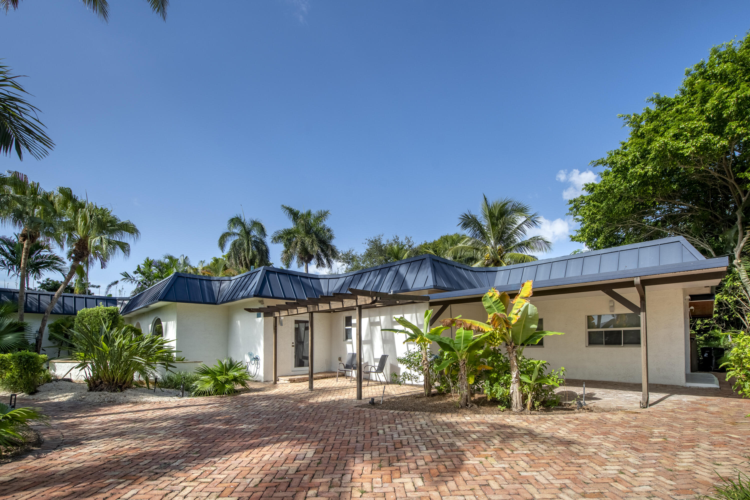 2314 Desota, Fort Lauderdale FL 33301
