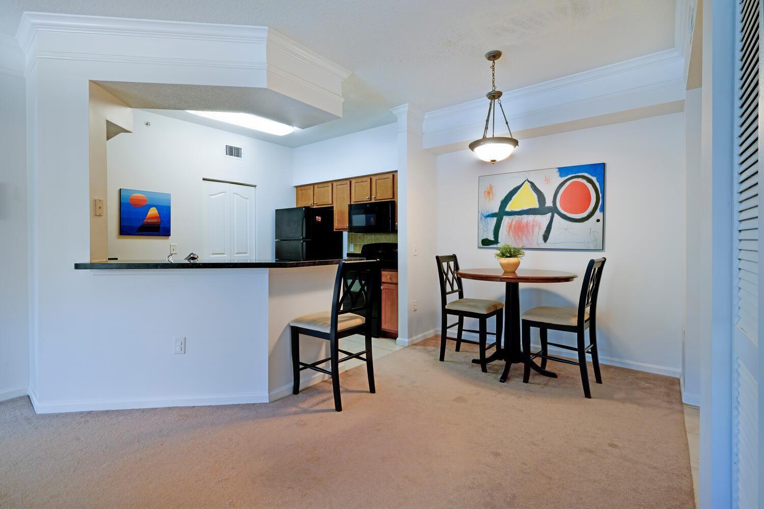 5205 Myrtlewood #201, Palm Beach Gardens FL 33418