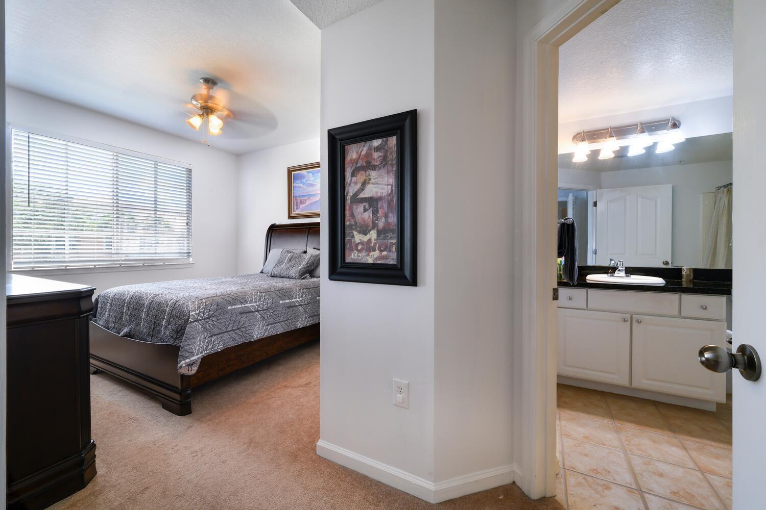 5205 Myrtlewood #201, Palm Beach Gardens FL 33418