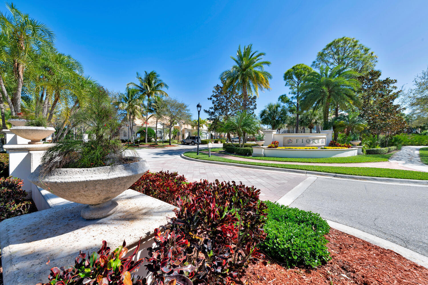 5205 Myrtlewood #201, Palm Beach Gardens FL 33418