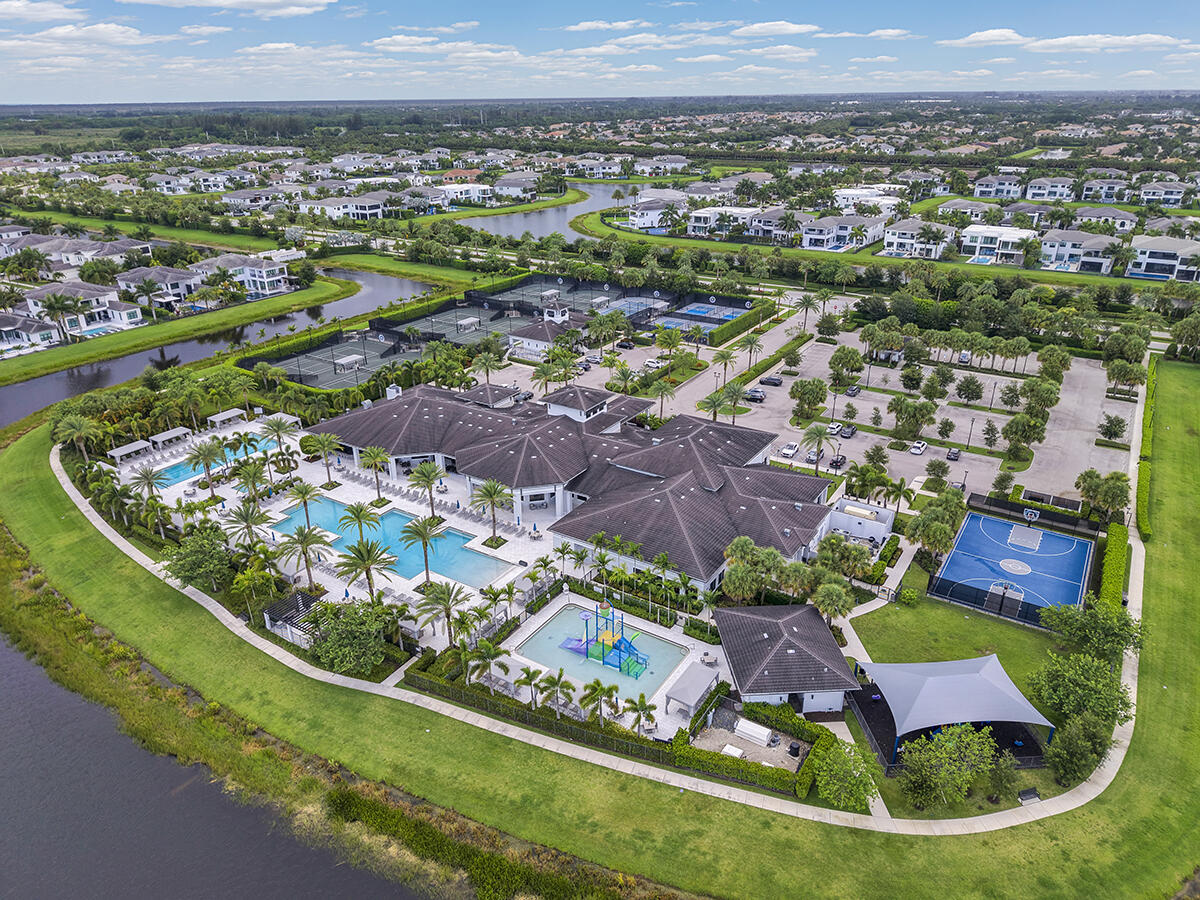 9046 CHAUVET, Boca Raton FL 33496