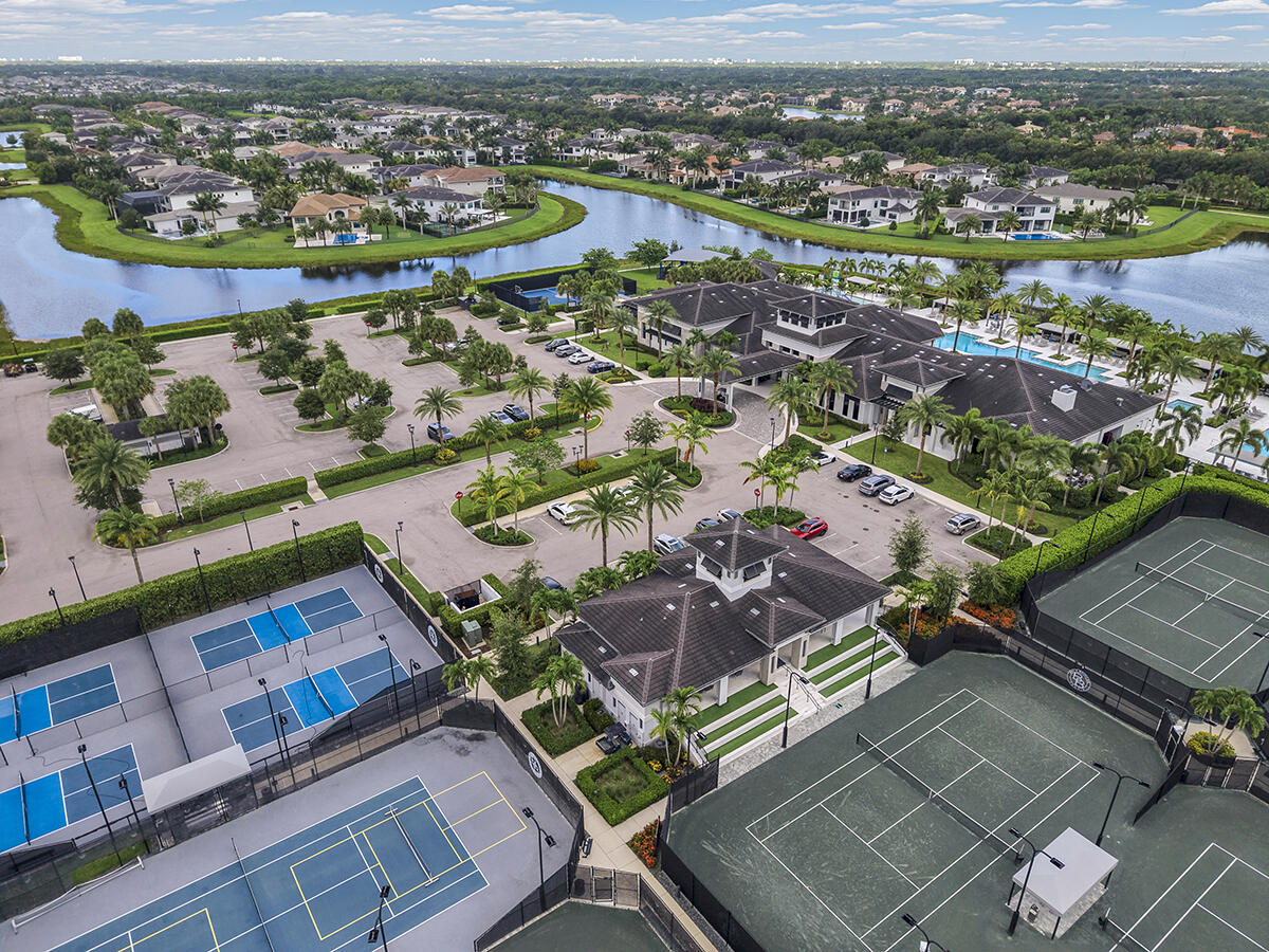 9046 CHAUVET, Boca Raton FL 33496