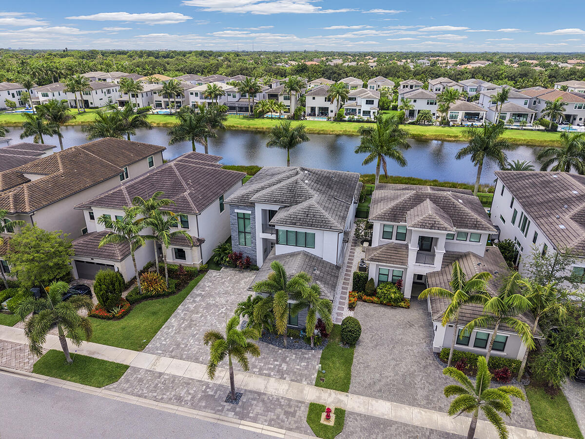 9046 CHAUVET, Boca Raton FL 33496