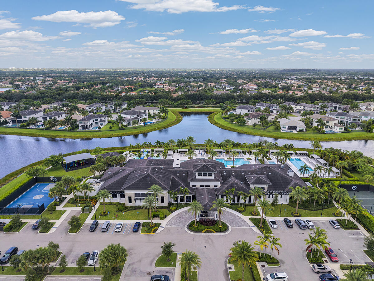 9046 CHAUVET, Boca Raton FL 33496
