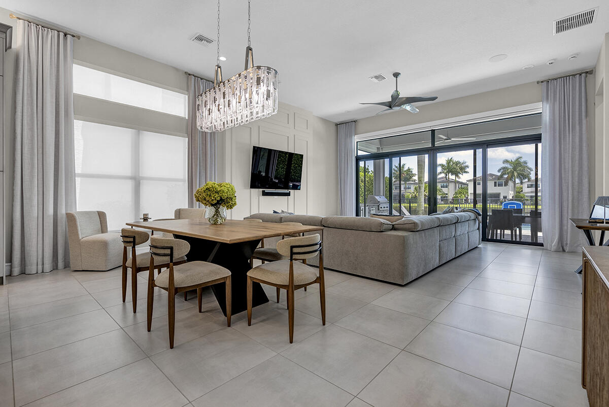 9046 CHAUVET, Boca Raton FL 33496