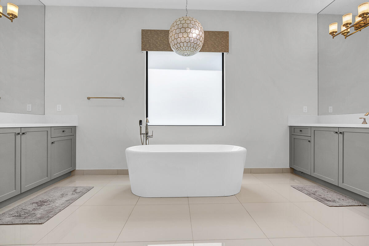 9046 CHAUVET, Boca Raton FL 33496