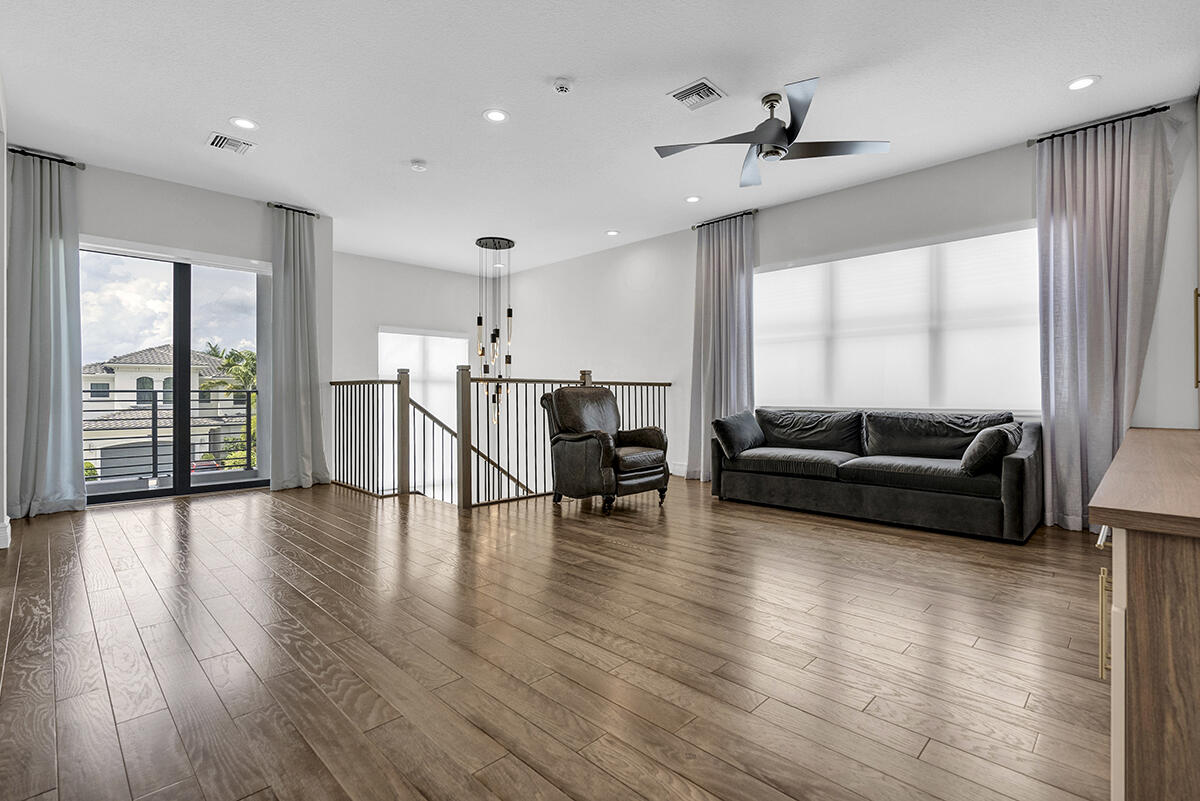 9046 CHAUVET, Boca Raton FL 33496