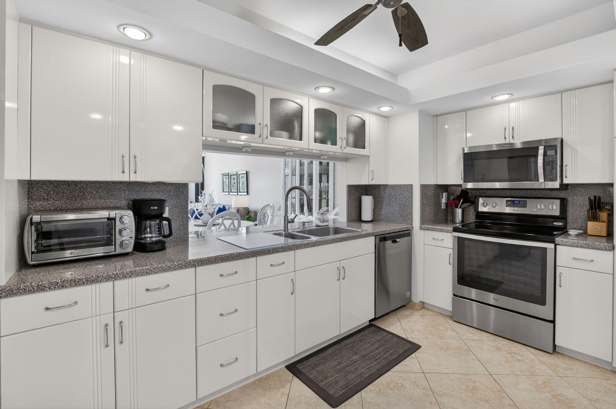 4748 S OCEAN #301, Highland Beach FL 33487