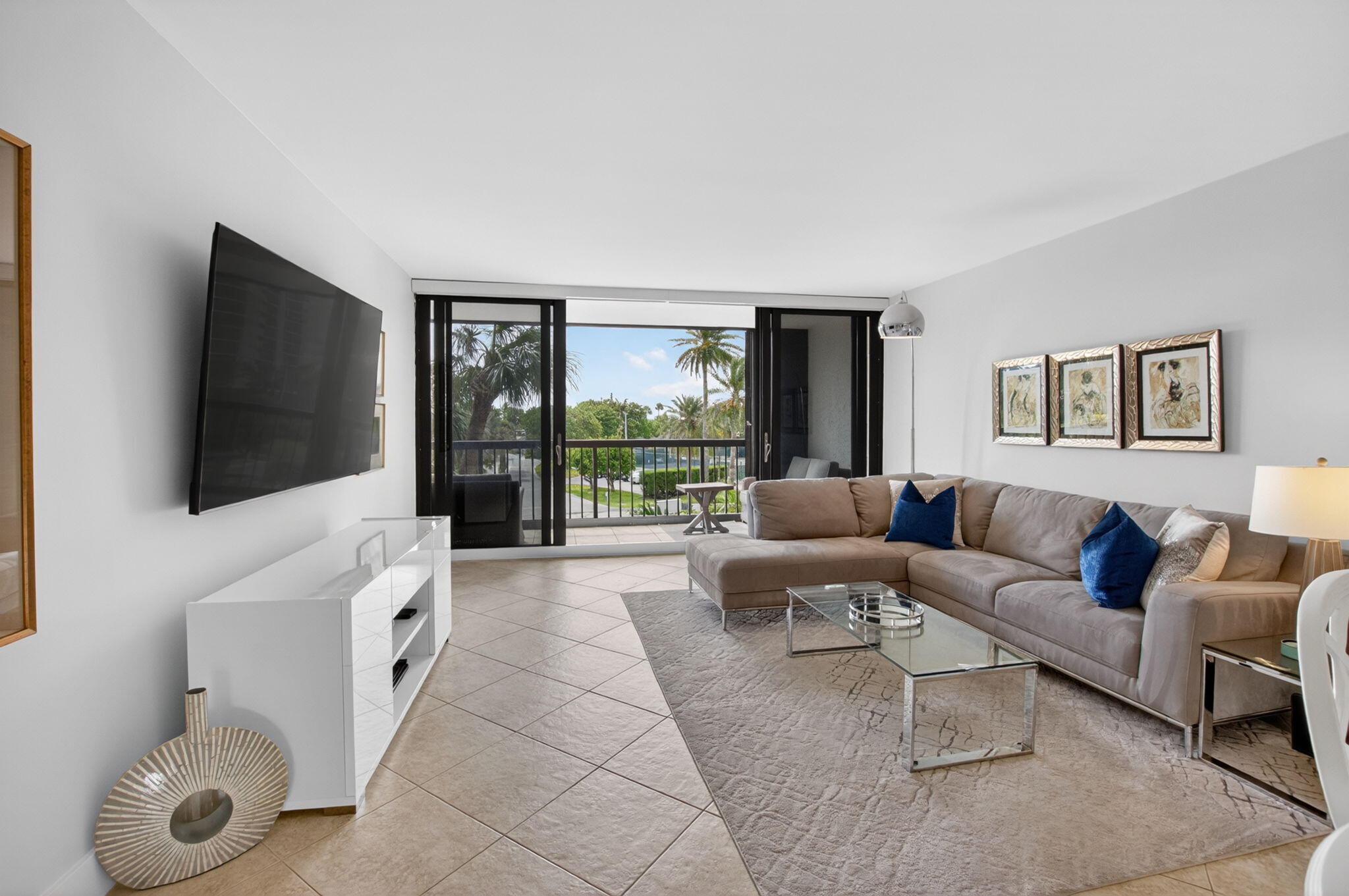 4748 S OCEAN #301, Highland Beach FL 33487