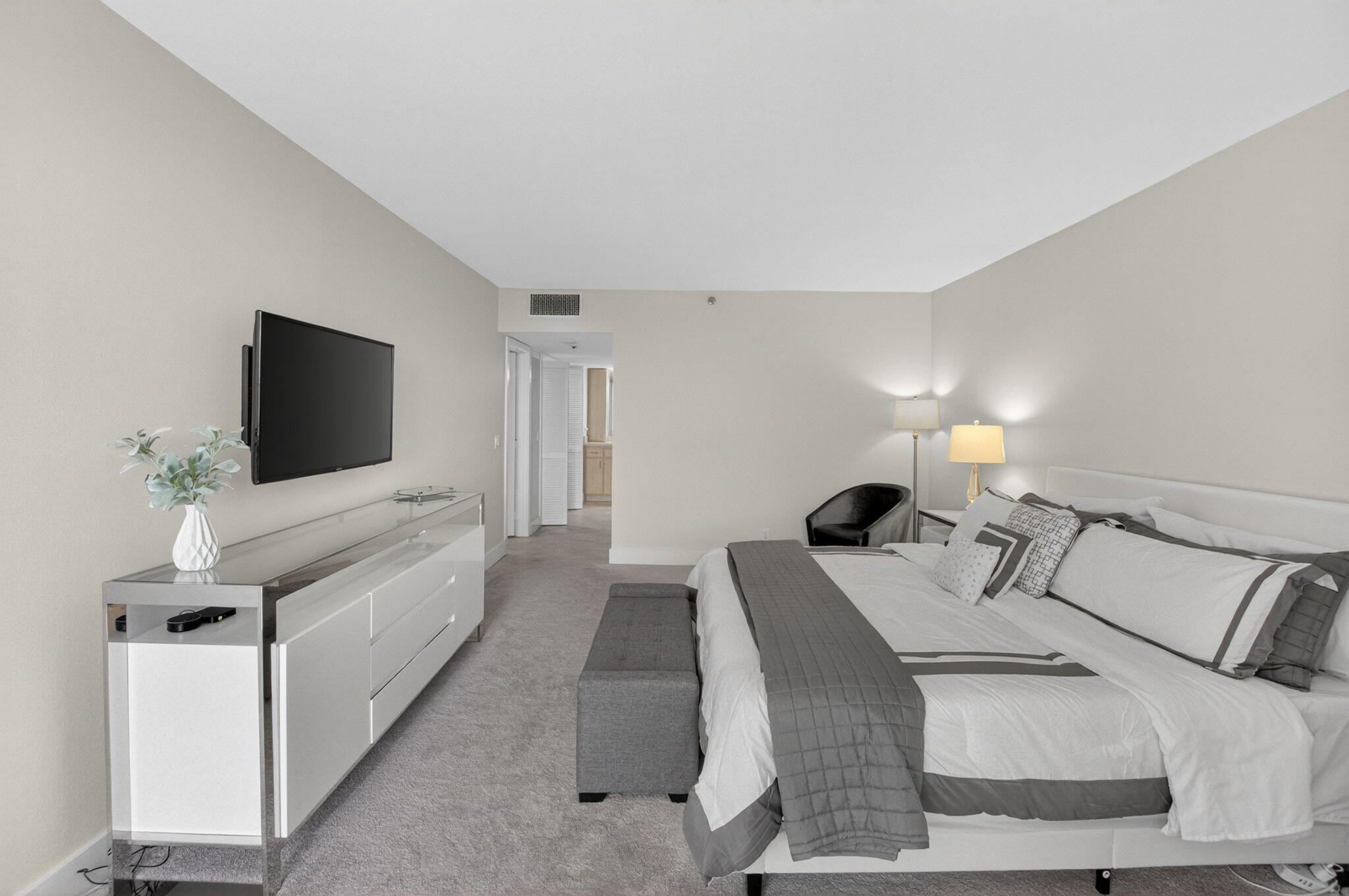 4748 S OCEAN #301, Highland Beach FL 33487