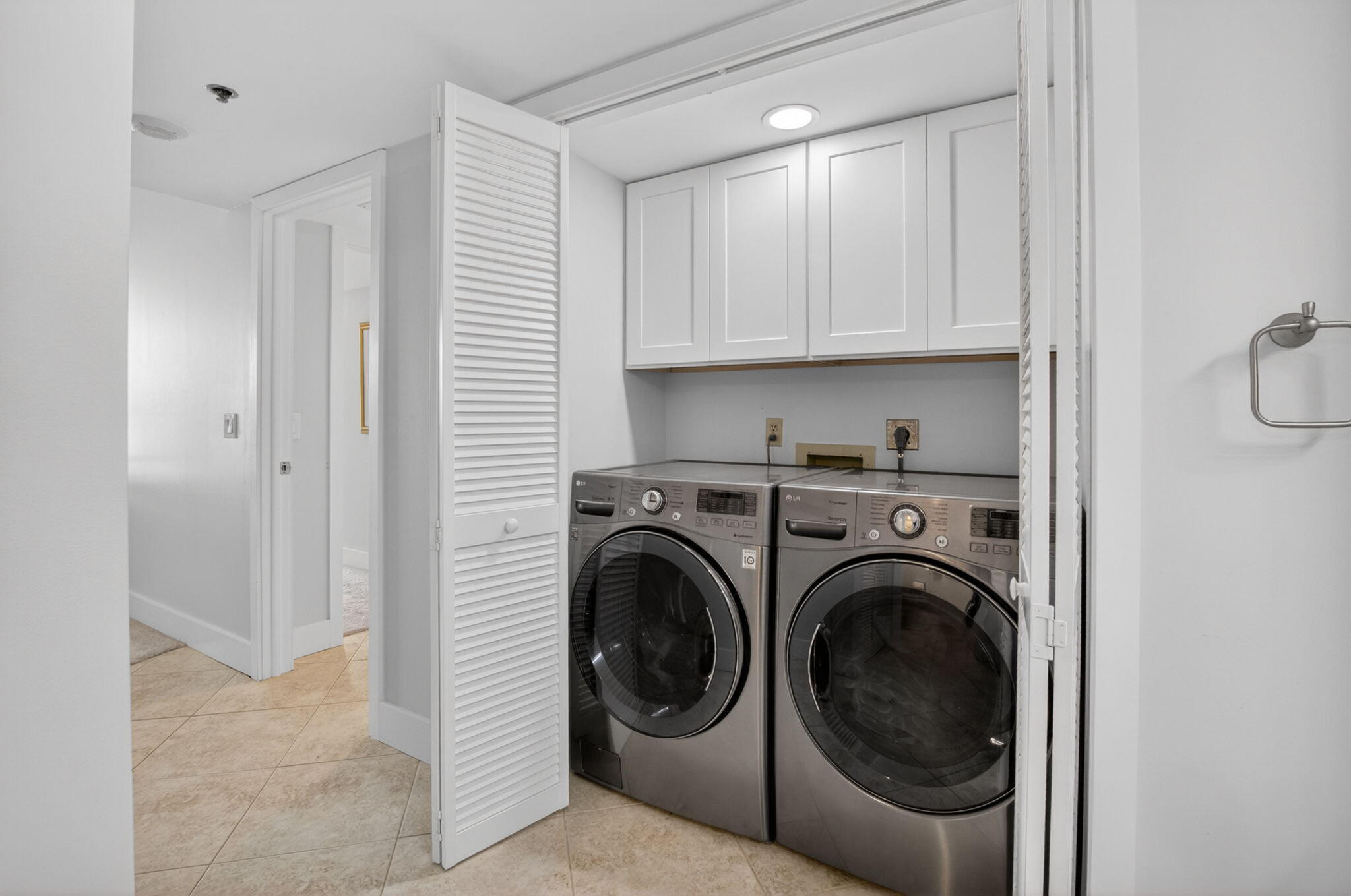 4748 S OCEAN #301, Highland Beach FL 33487