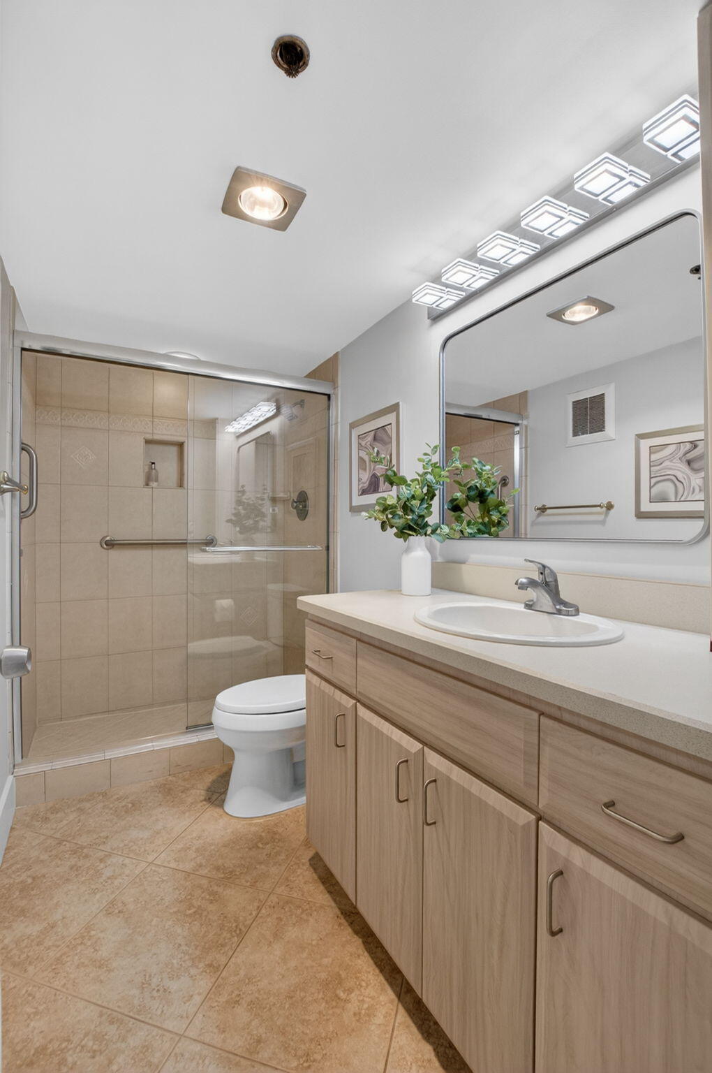 4748 S OCEAN #301, Highland Beach FL 33487