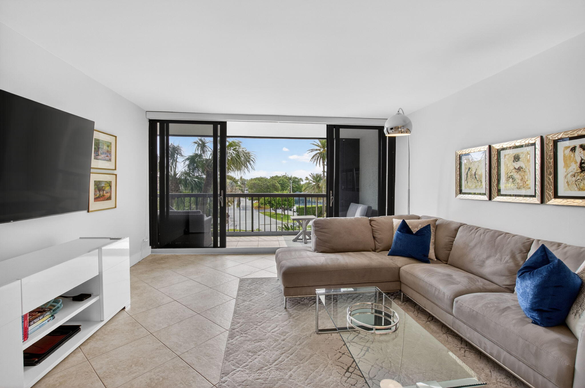 4748 S OCEAN #301, Highland Beach FL 33487