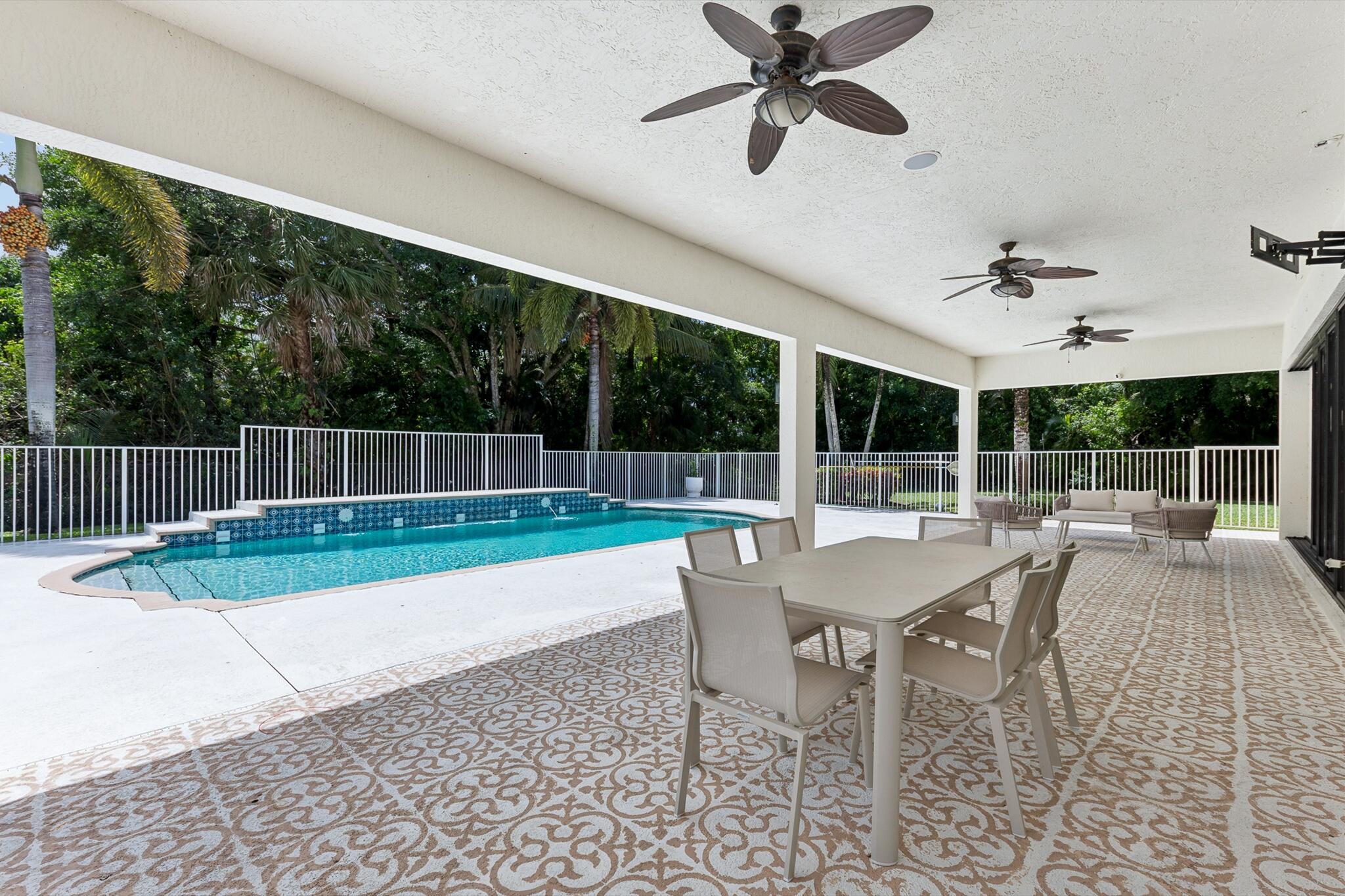 8717 ESTATE, West Palm Beach FL 33411