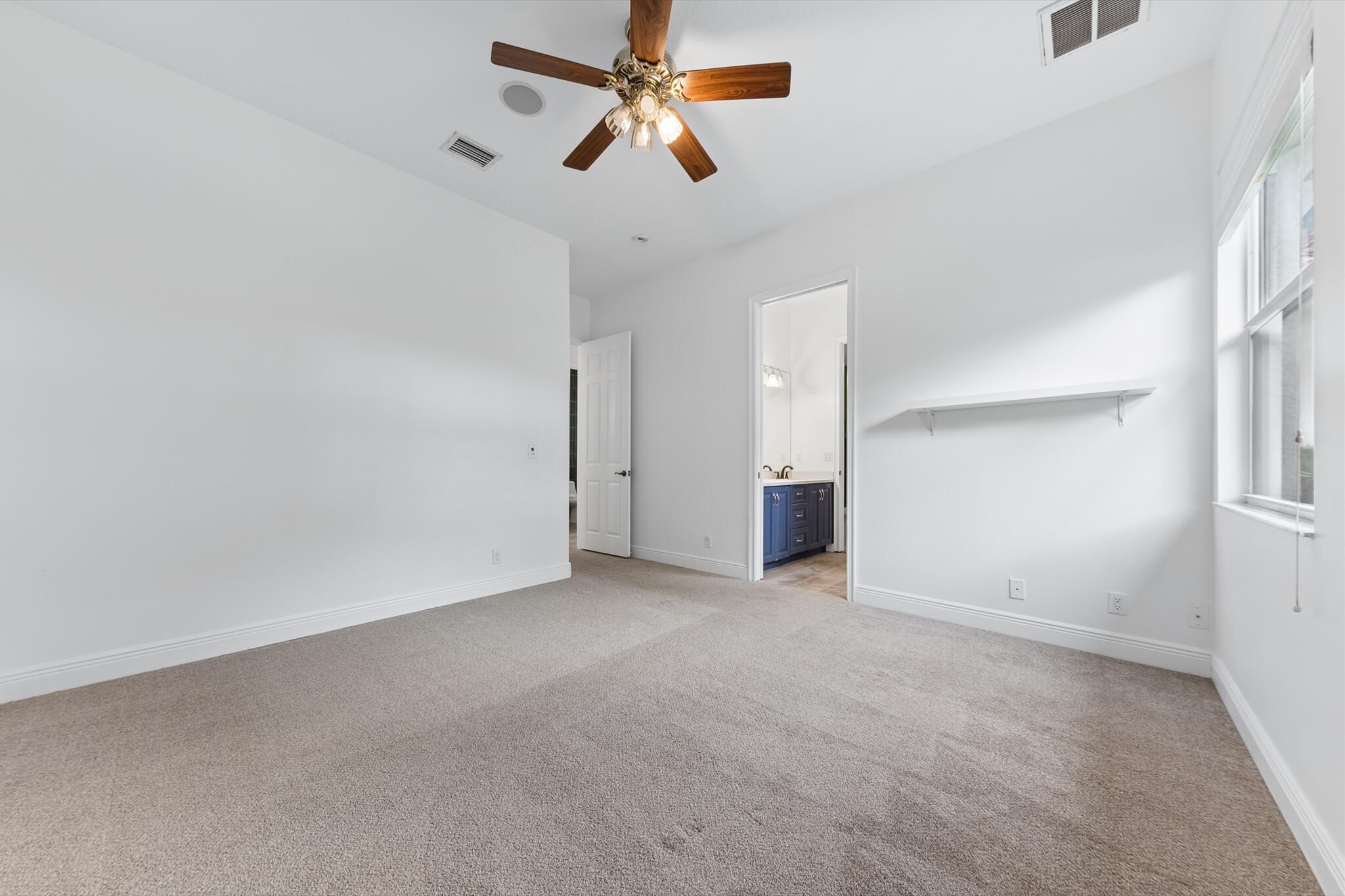 8717 ESTATE, West Palm Beach FL 33411