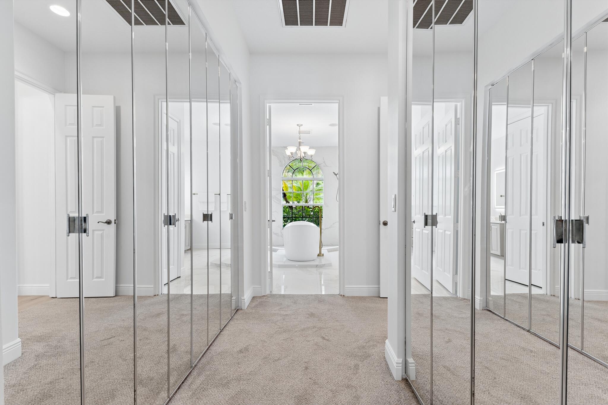 8717 ESTATE, West Palm Beach FL 33411
