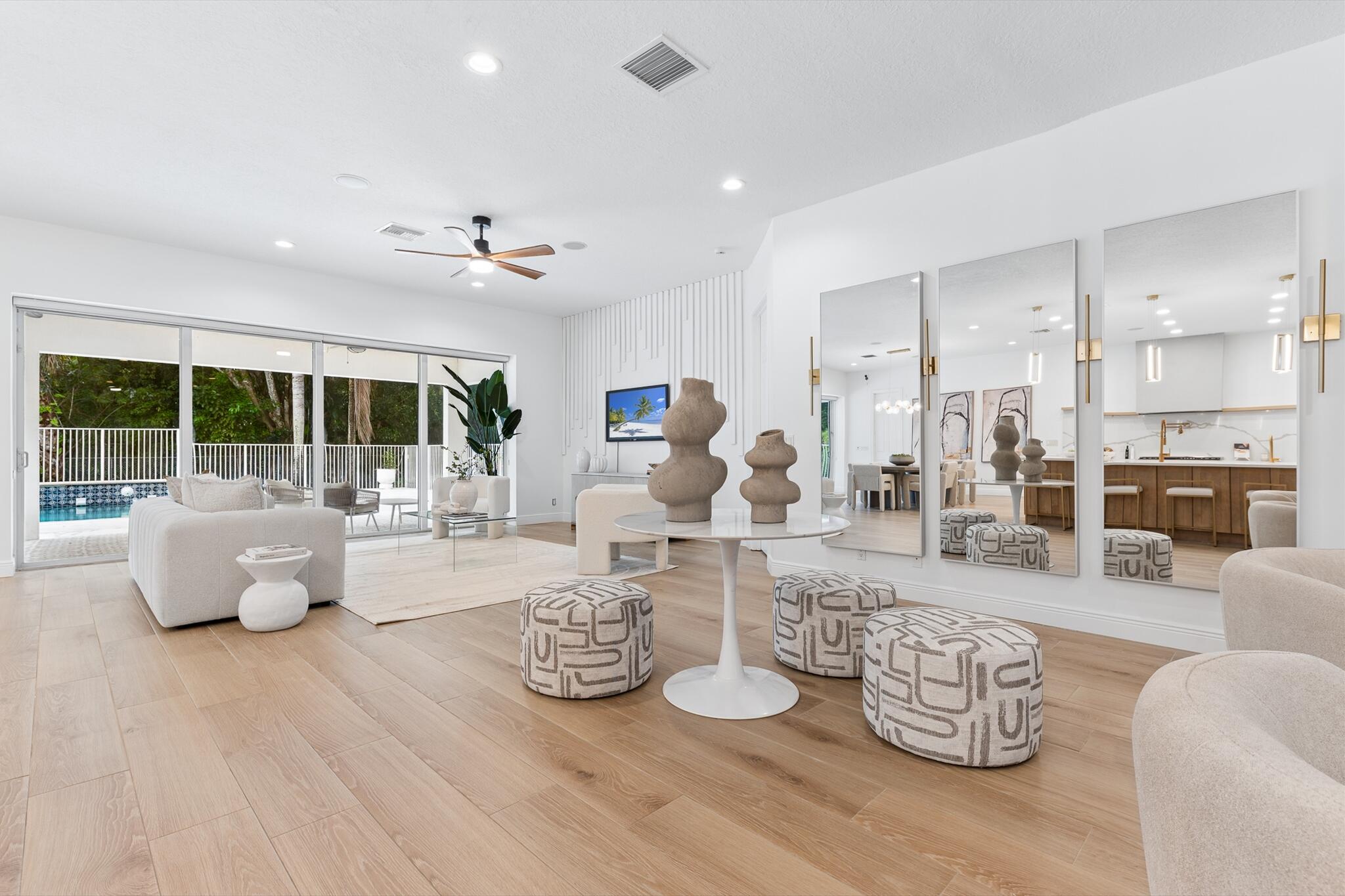 8717 ESTATE, West Palm Beach FL 33411