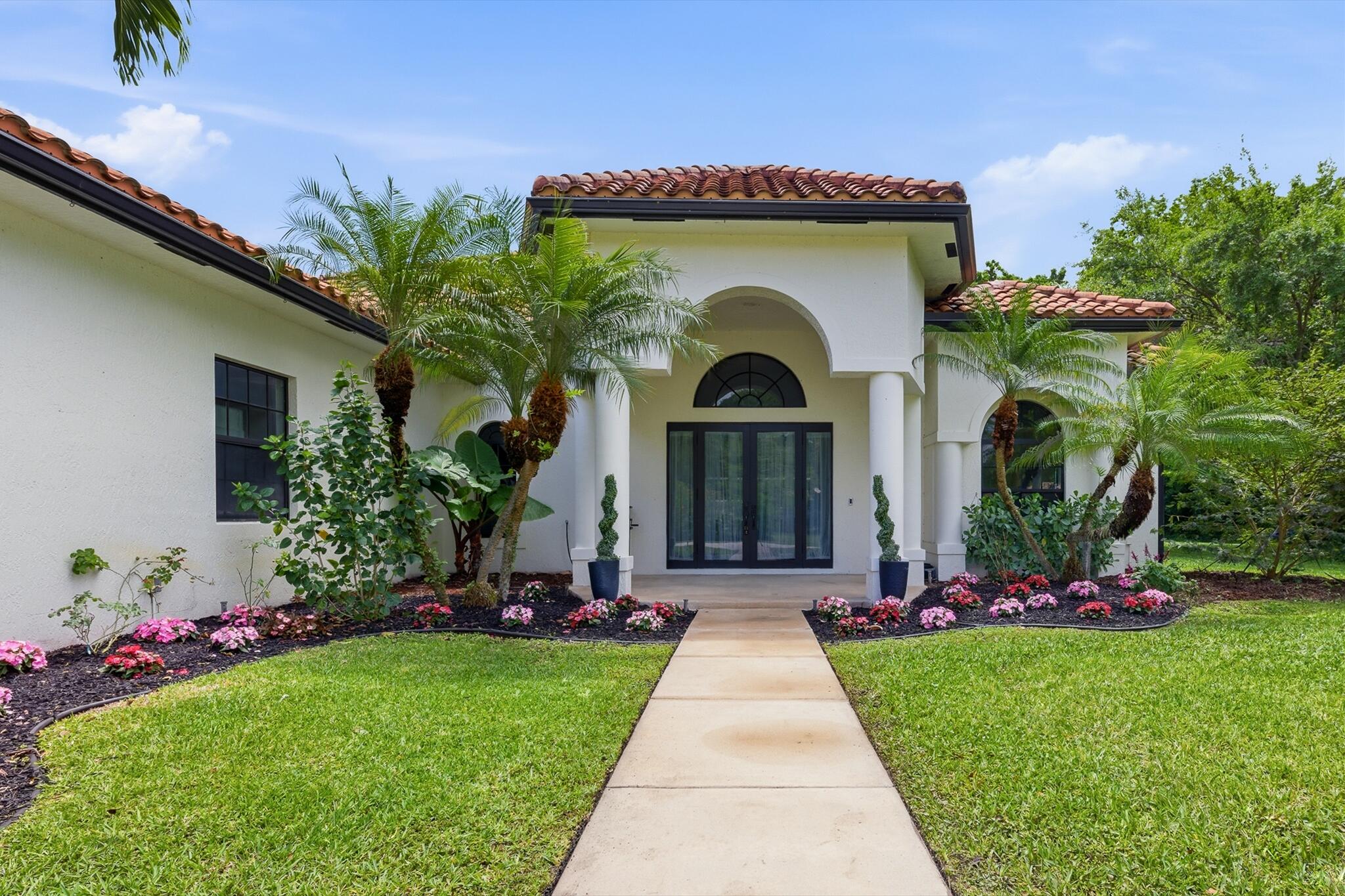 8717 ESTATE, West Palm Beach FL 33411