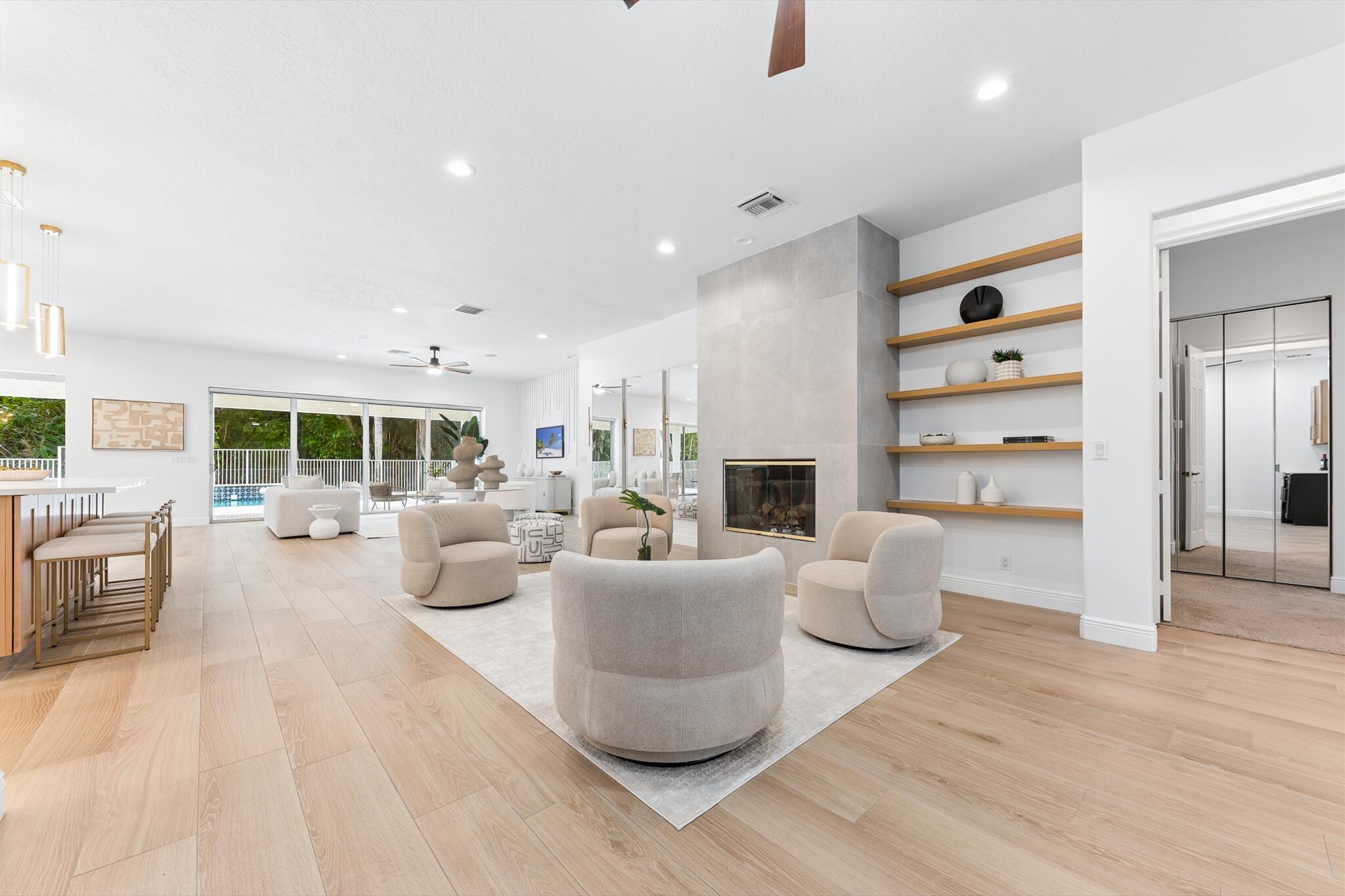 8717 ESTATE, West Palm Beach FL 33411