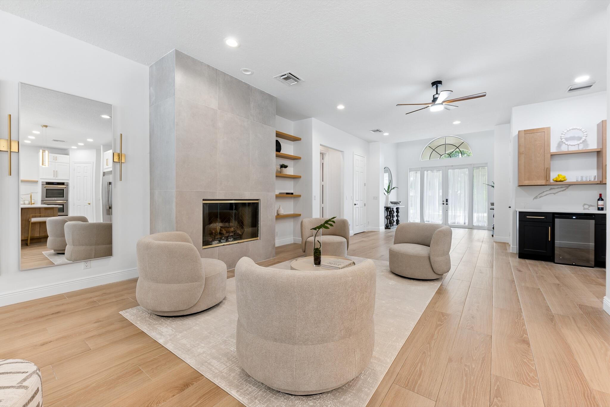 8717 ESTATE, West Palm Beach FL 33411